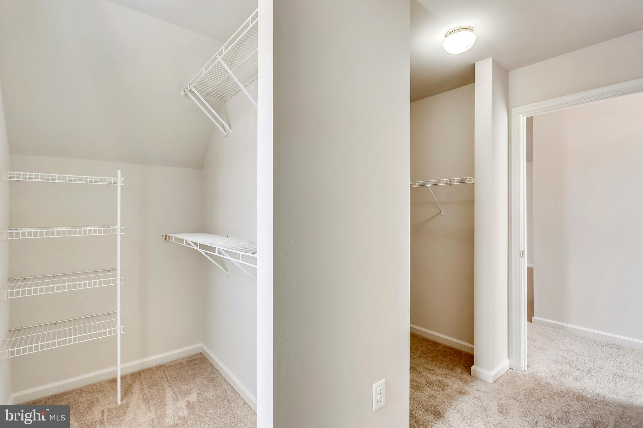 WALNUT RIDGE - Residential Lease