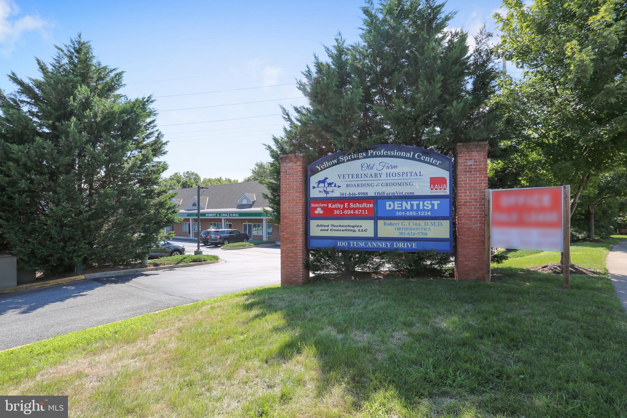 WALNUT RIDGE - Residential Lease