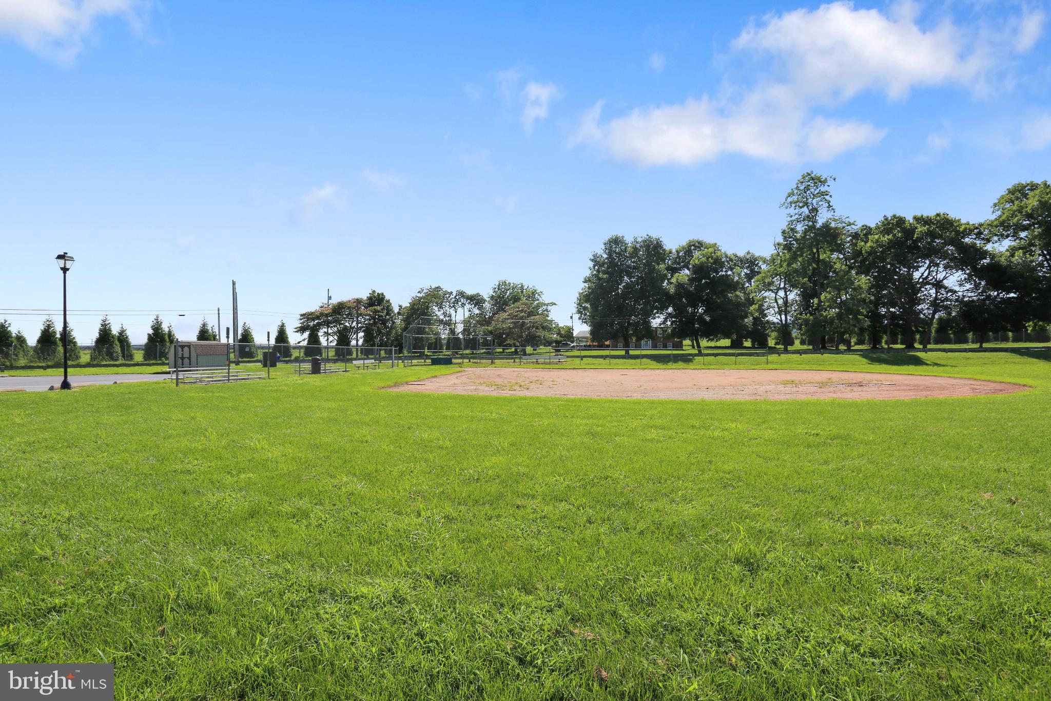 WALNUT RIDGE - Residential Lease