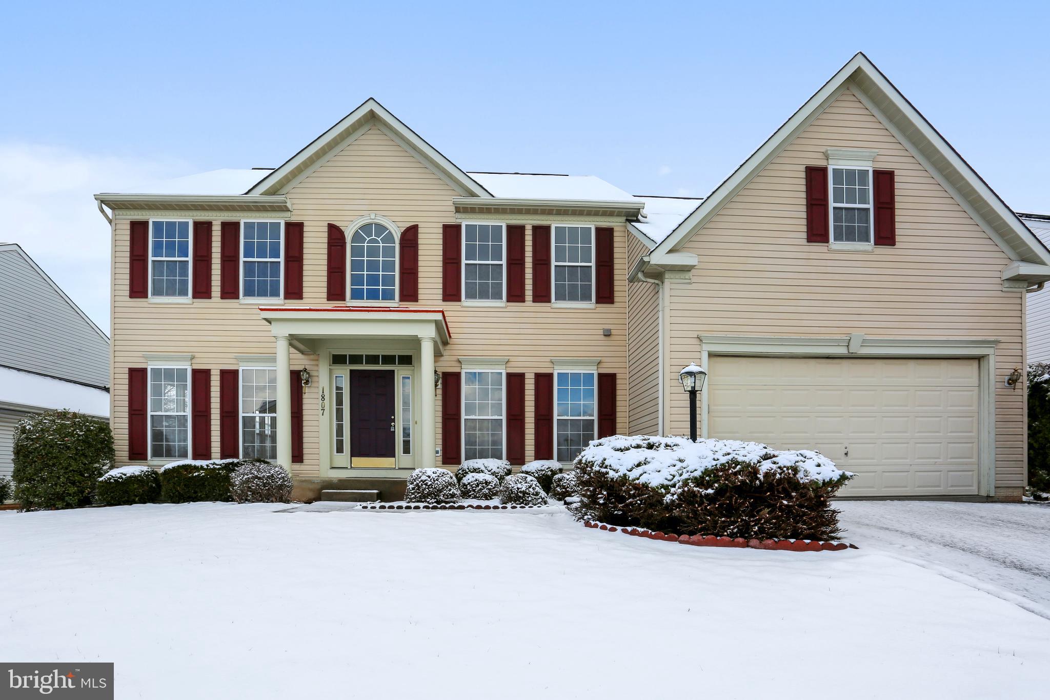 WALNUT RIDGE - Residential Lease