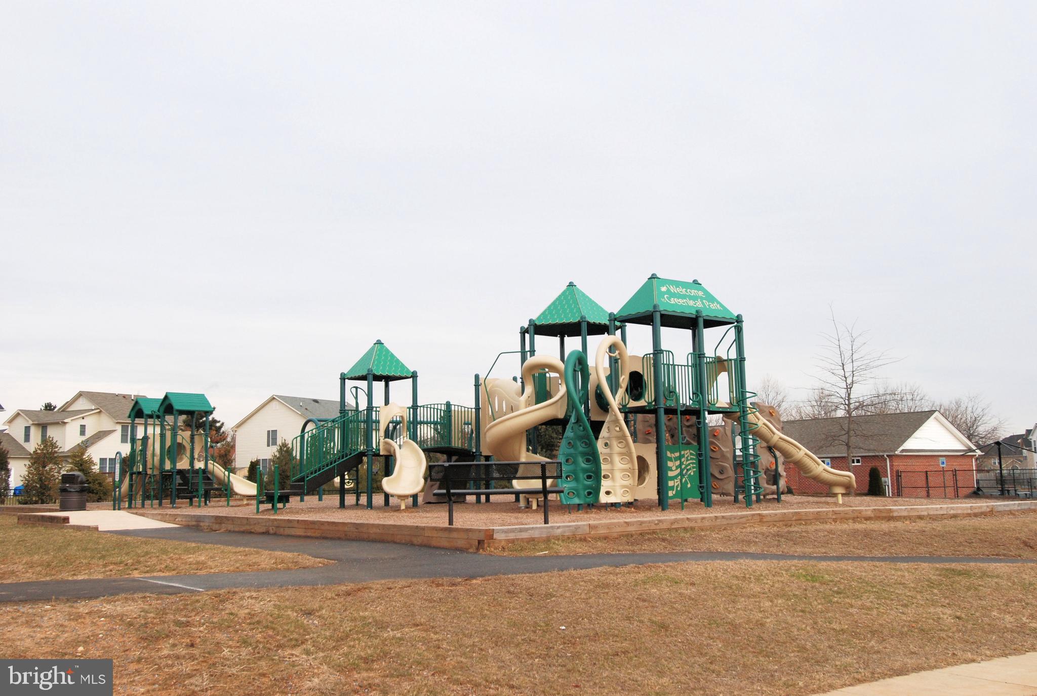 WALNUT RIDGE - Residential Lease