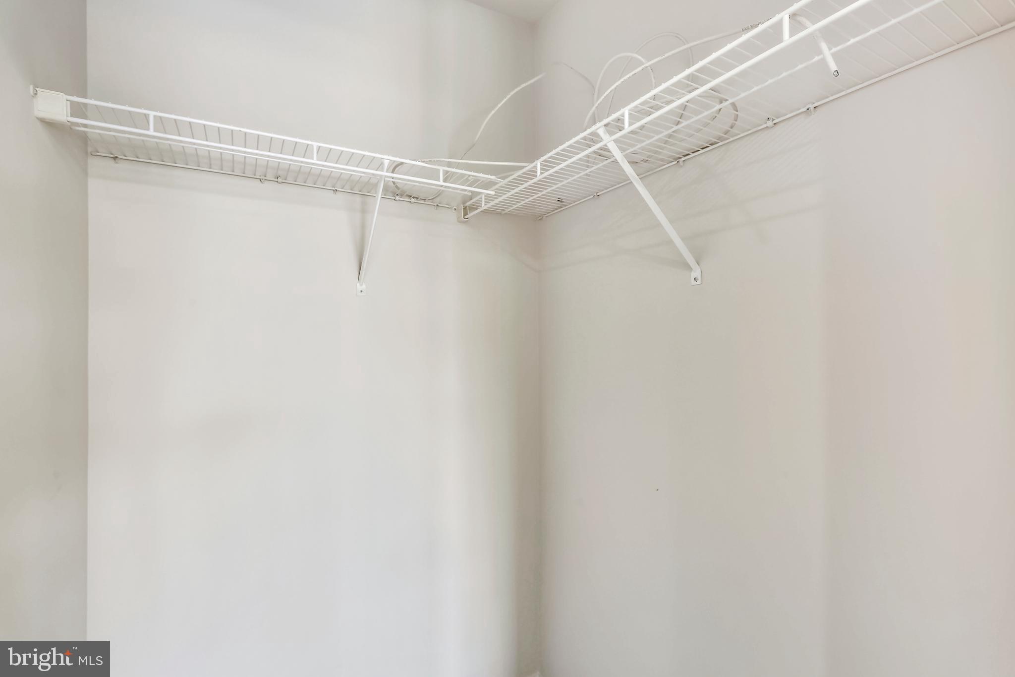 WALNUT RIDGE - Residential Lease