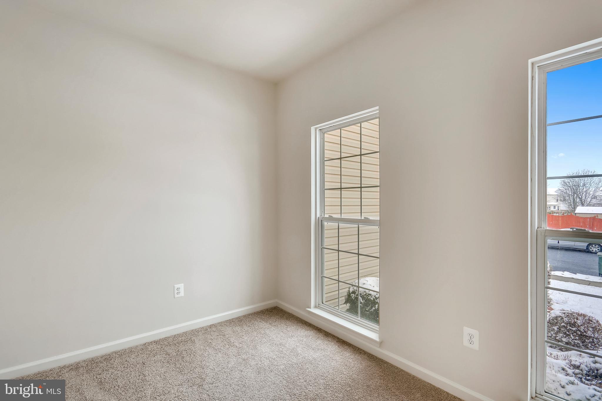 WALNUT RIDGE - Residential Lease