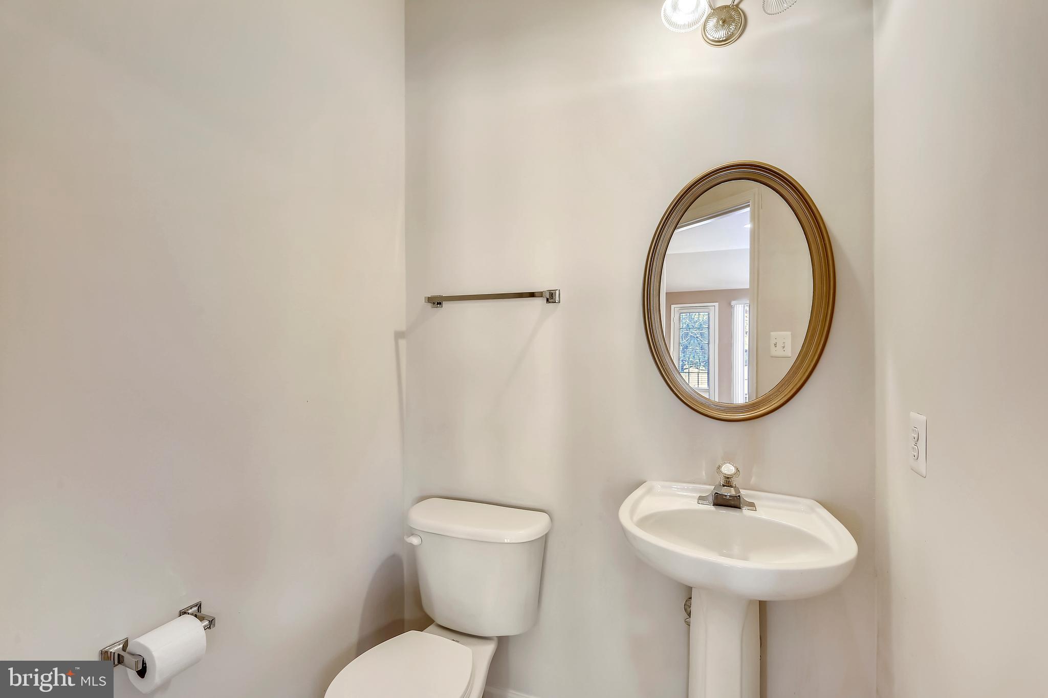 WALNUT RIDGE - Residential Lease