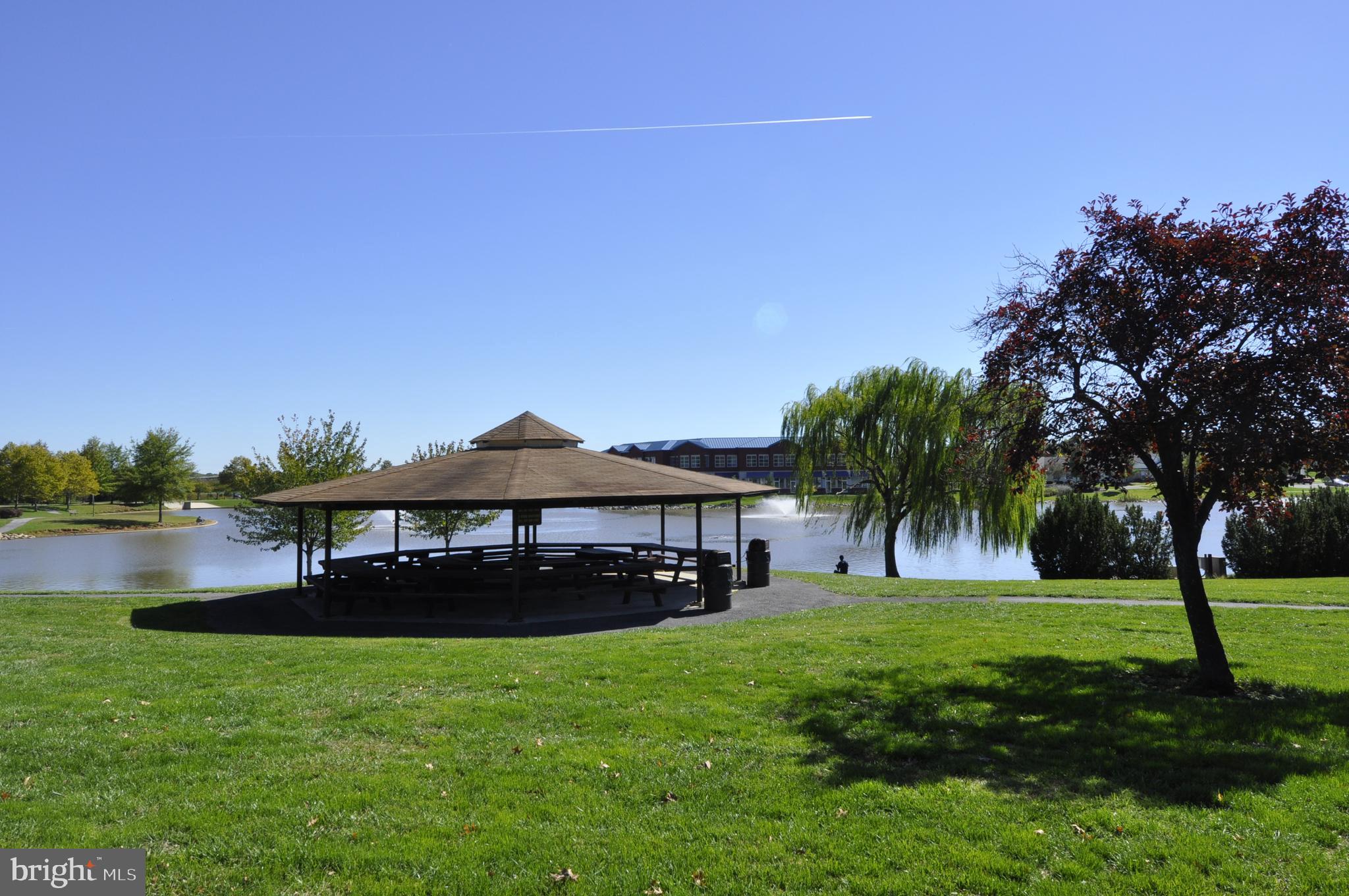 WALNUT RIDGE - Residential Lease