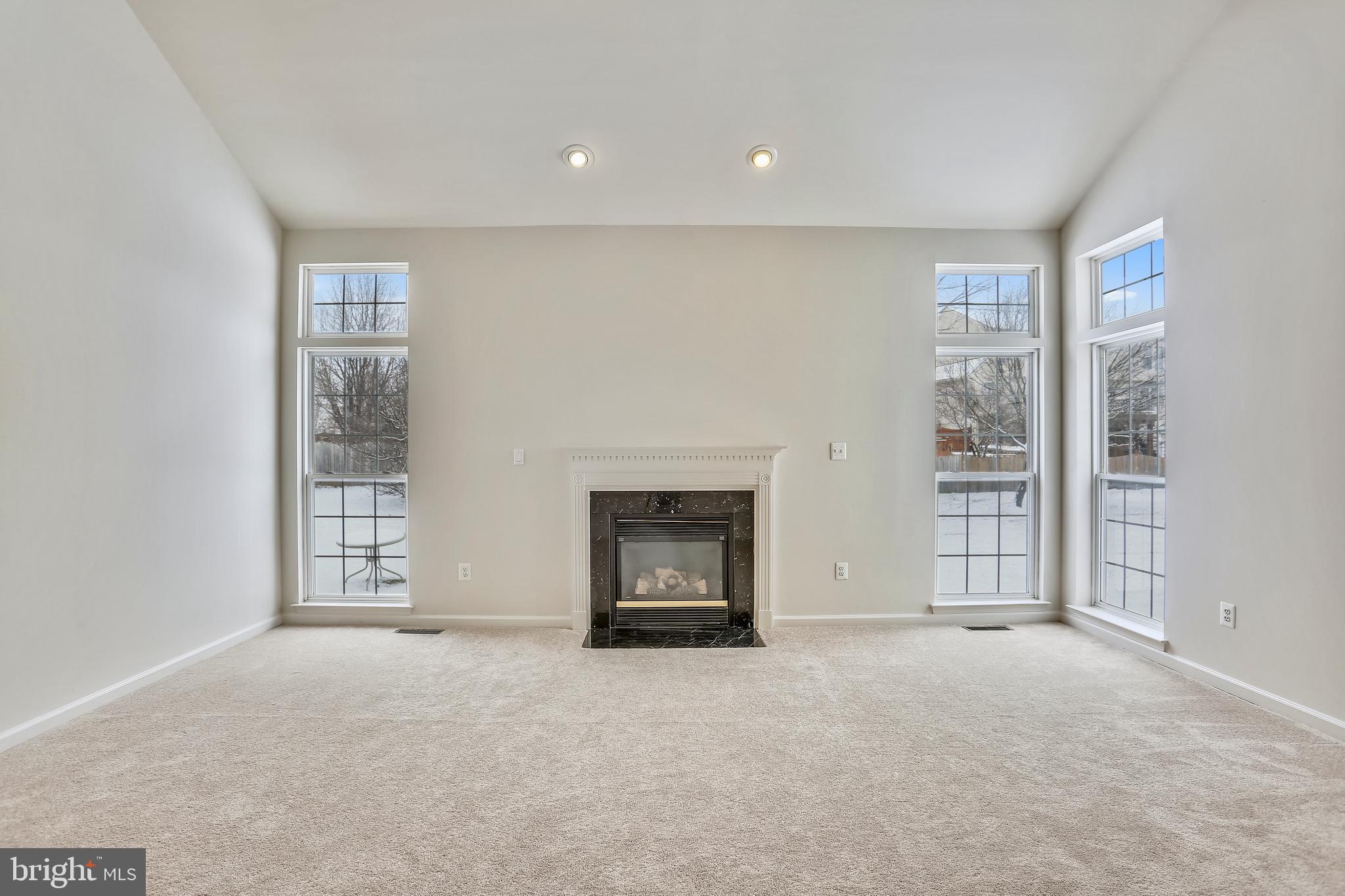 WALNUT RIDGE - Residential Lease