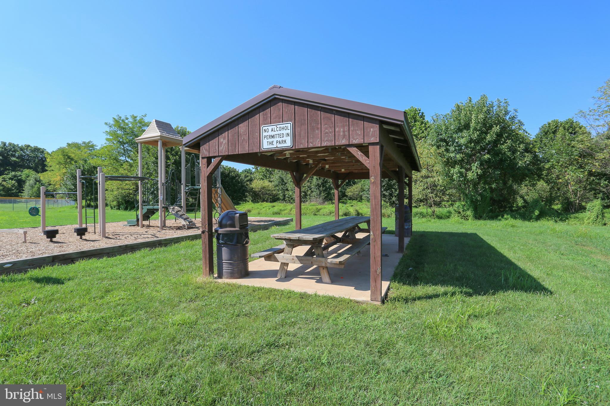 WALNUT RIDGE - Residential Lease