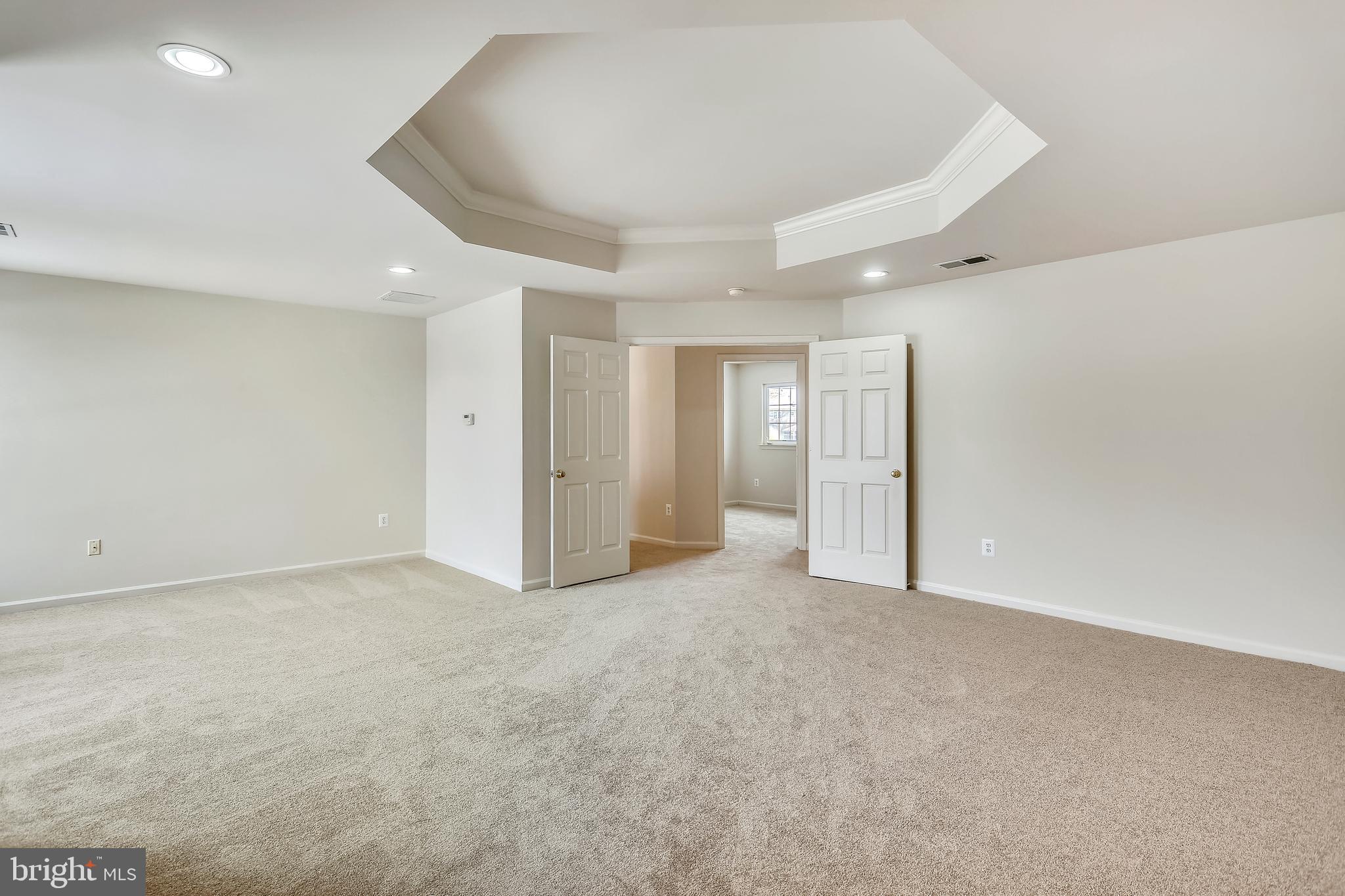 WALNUT RIDGE - Residential Lease