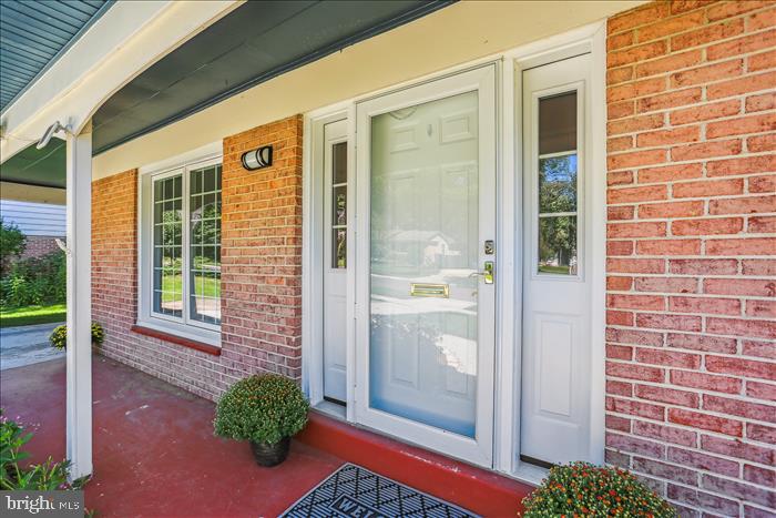 MANOR WOODS - Residential