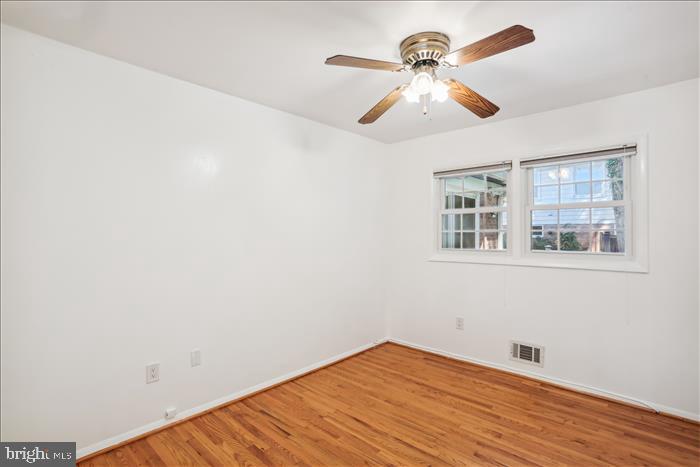 MANOR WOODS - Residential