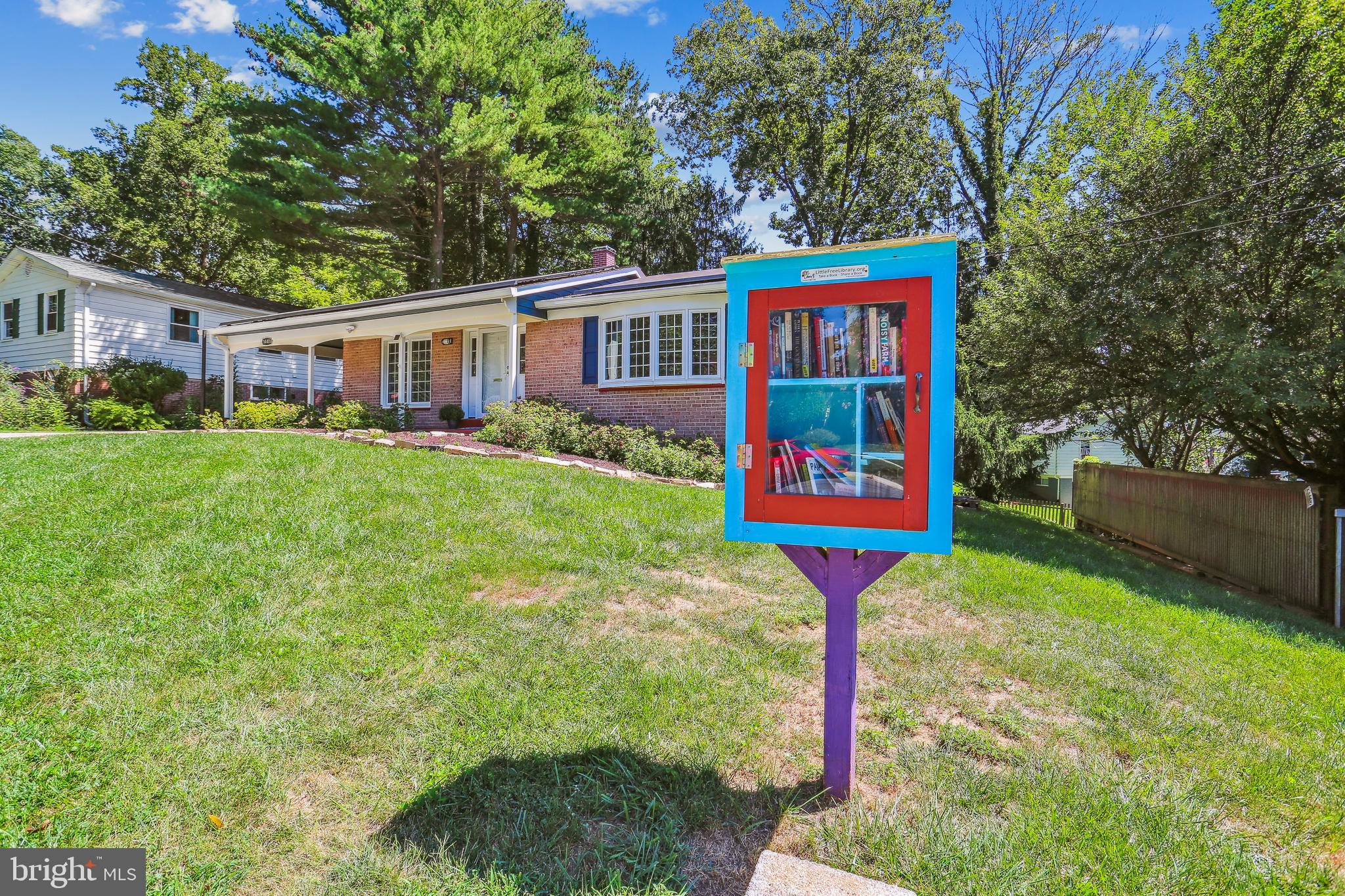 MANOR WOODS - Residential