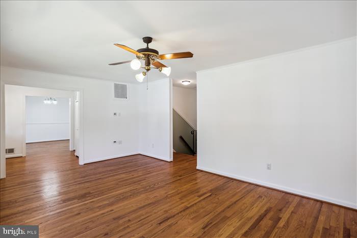 MANOR WOODS - Residential