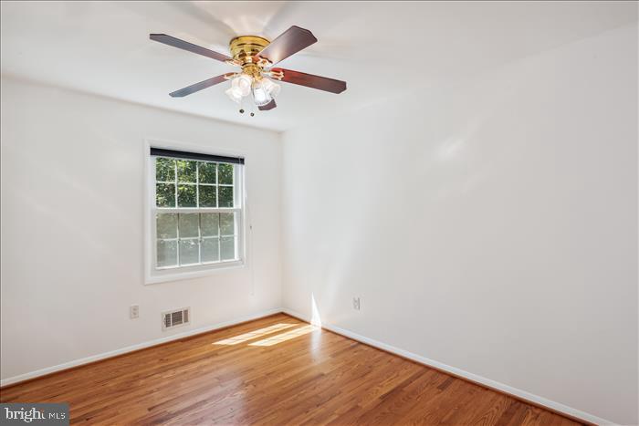 MANOR WOODS - Residential