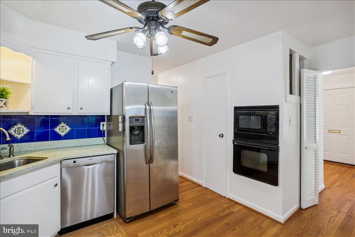 MANOR WOODS - Residential