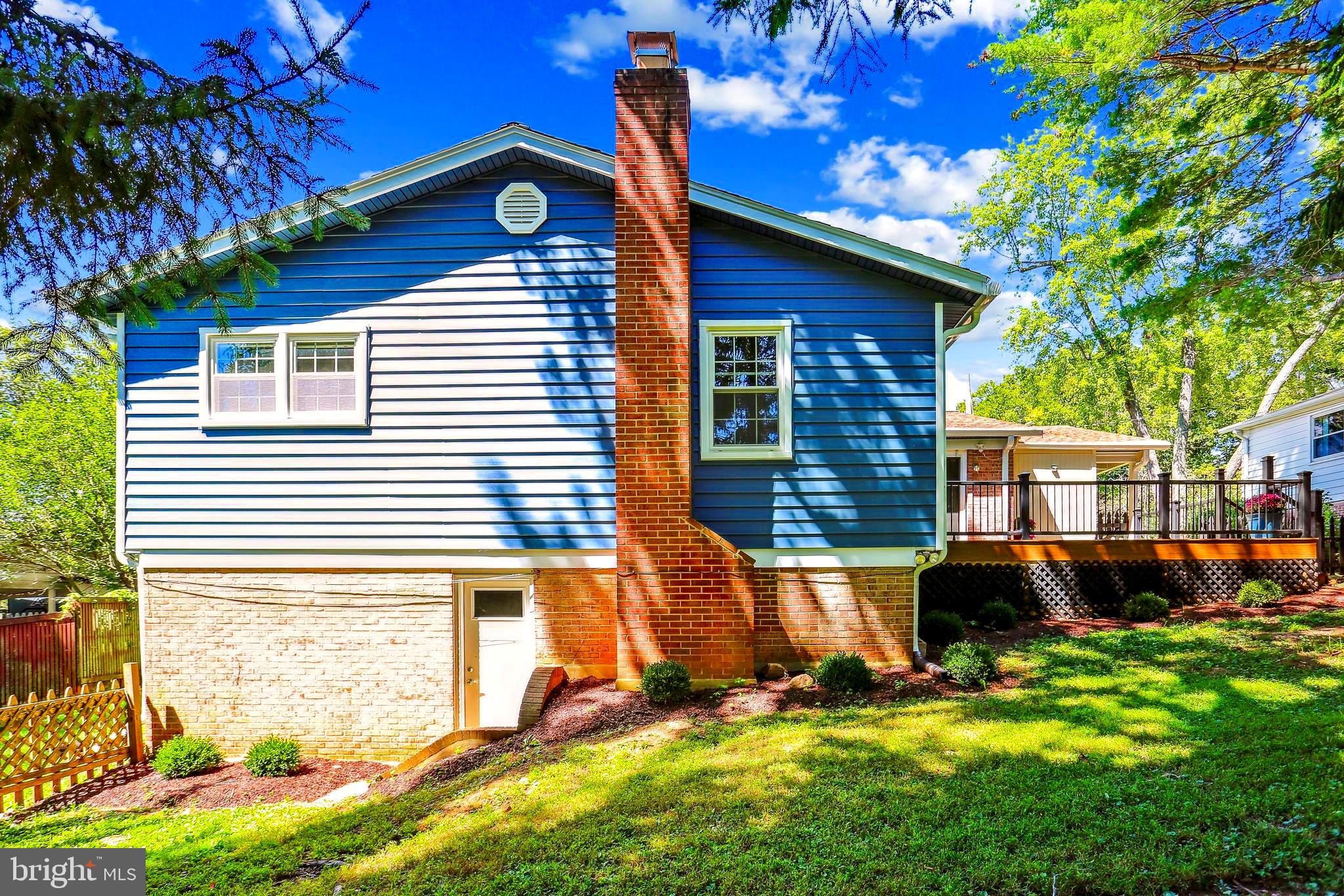 MANOR WOODS - Residential