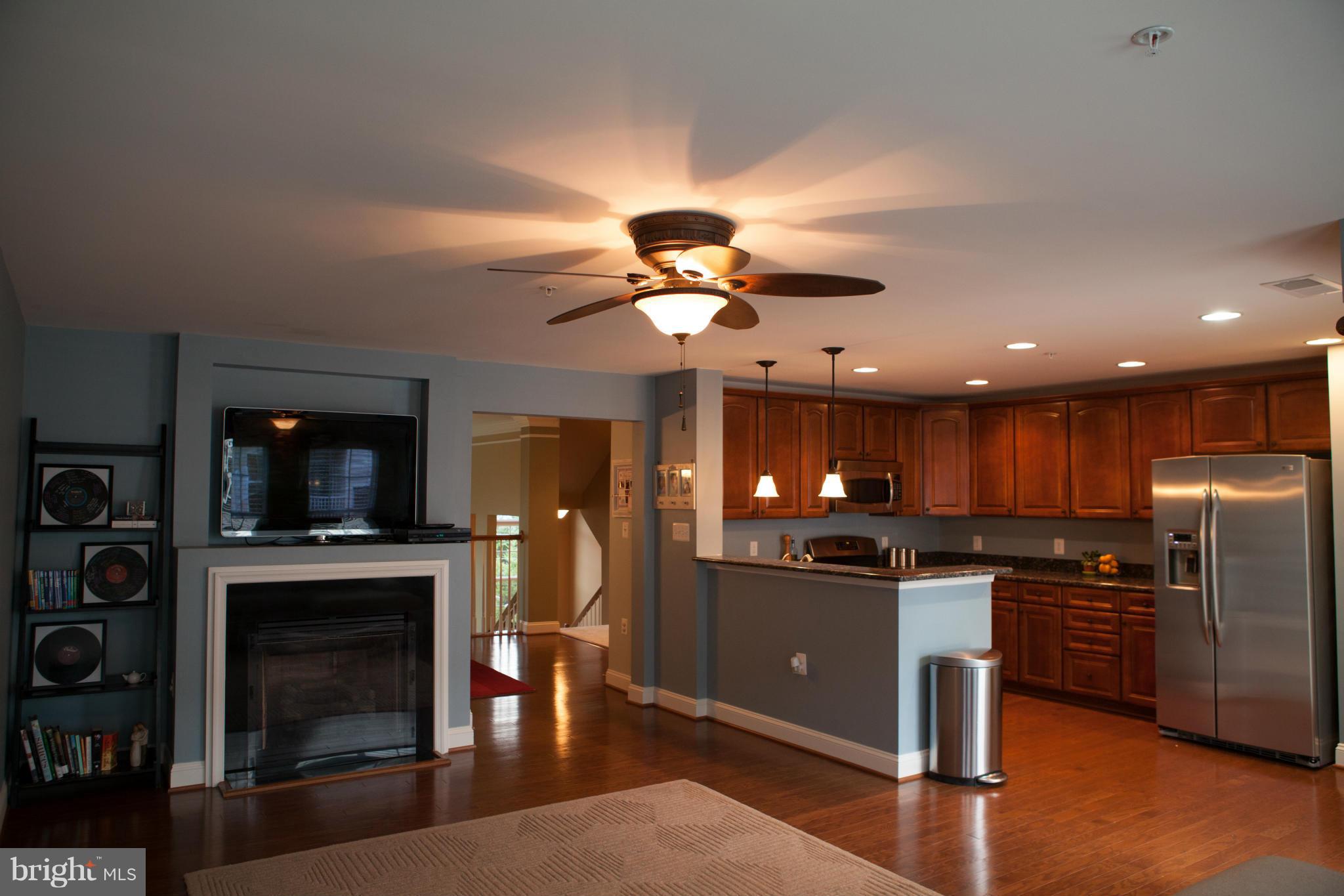 CENTREVILLE CROSSING - Residential