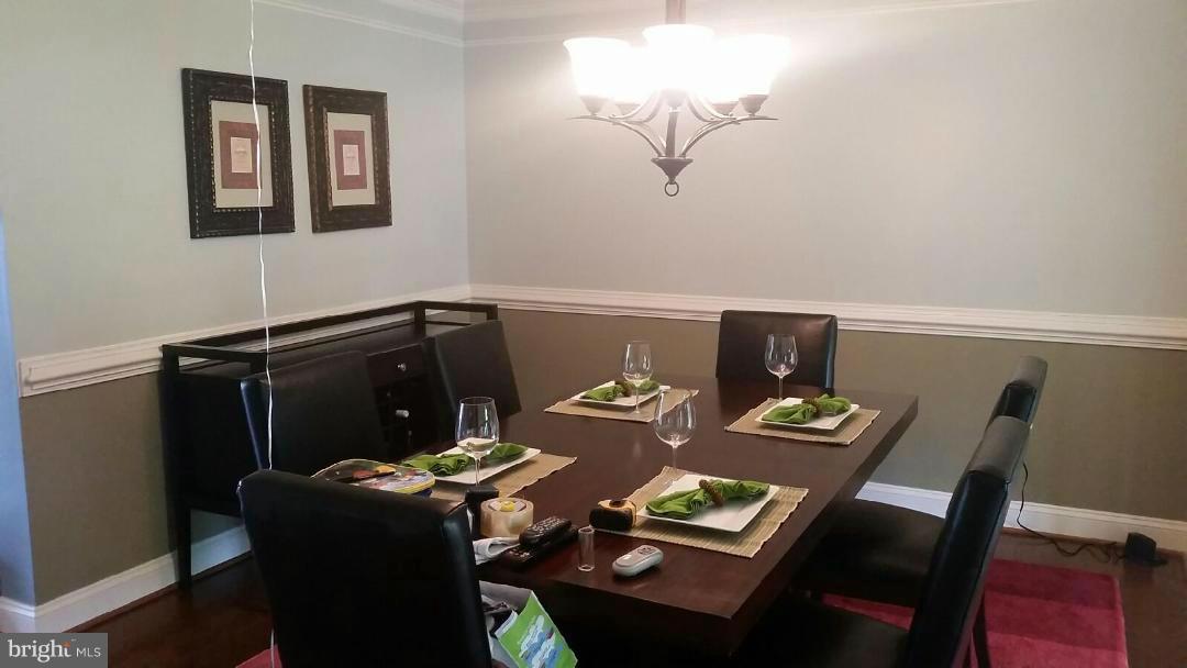 CENTREVILLE CROSSING - Residential