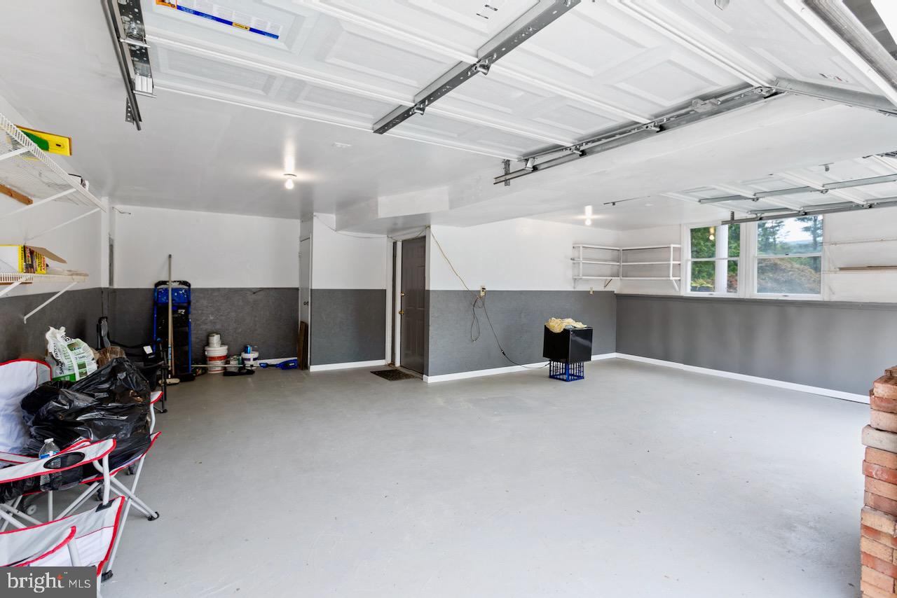 AVON BEND - Residential