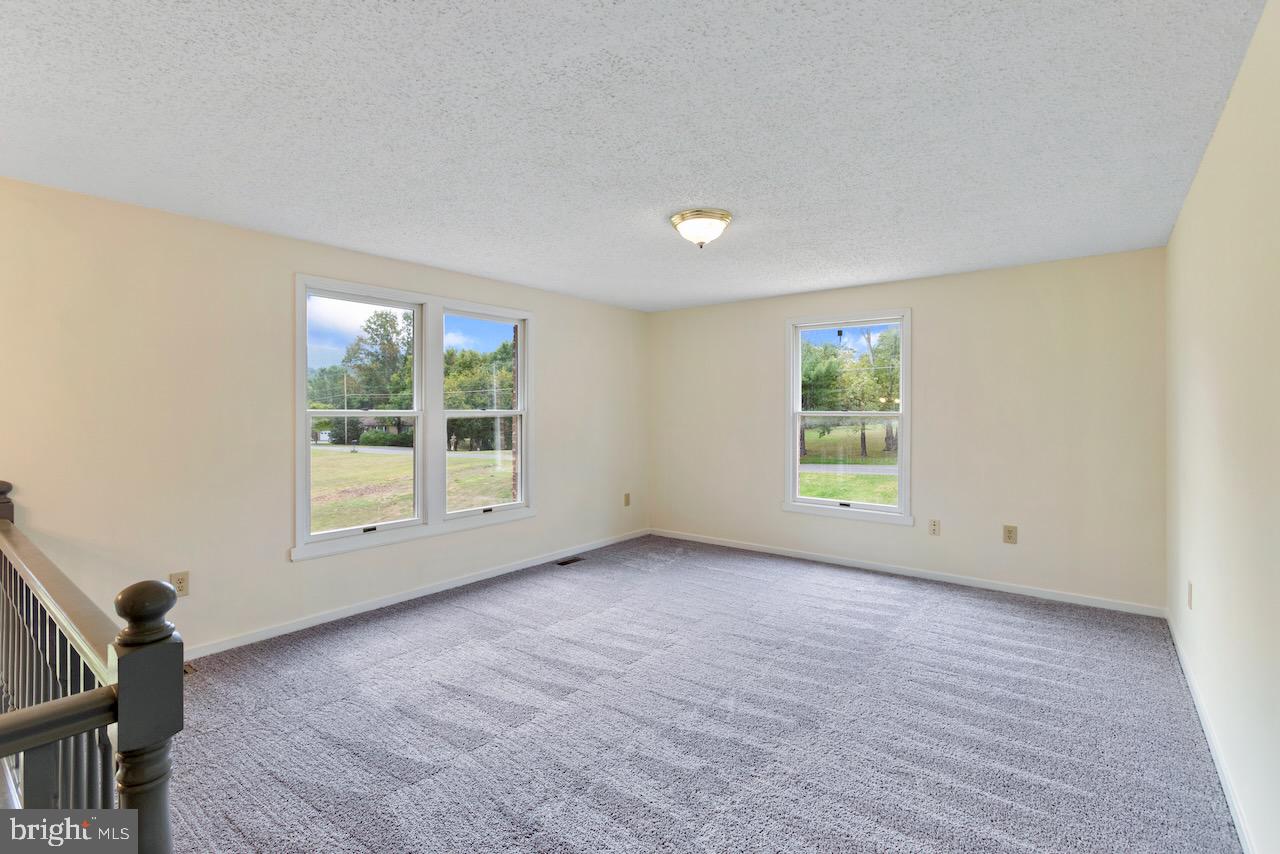 AVON BEND - Residential