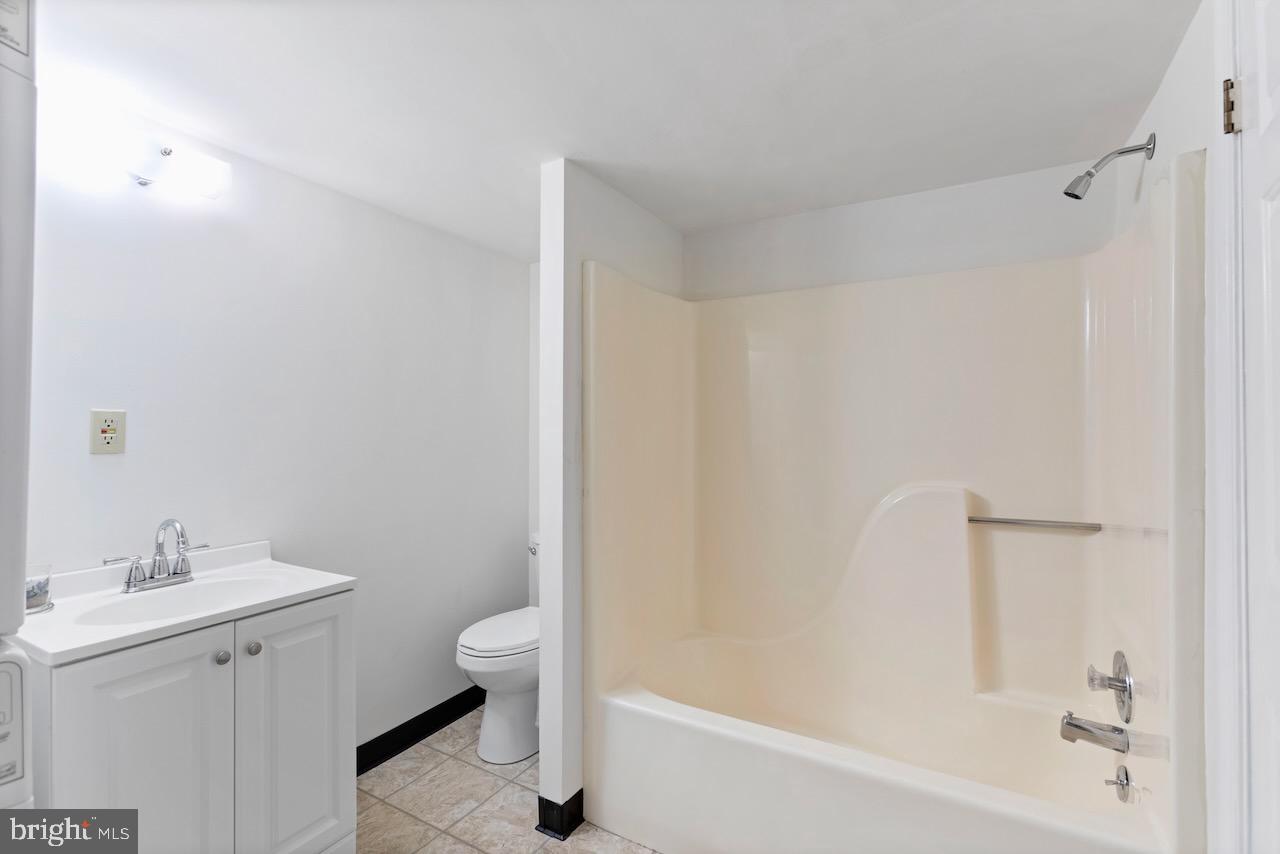 AVON BEND - Residential