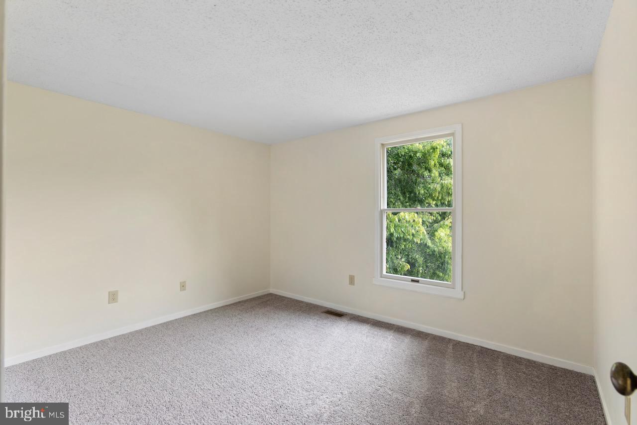 AVON BEND - Residential