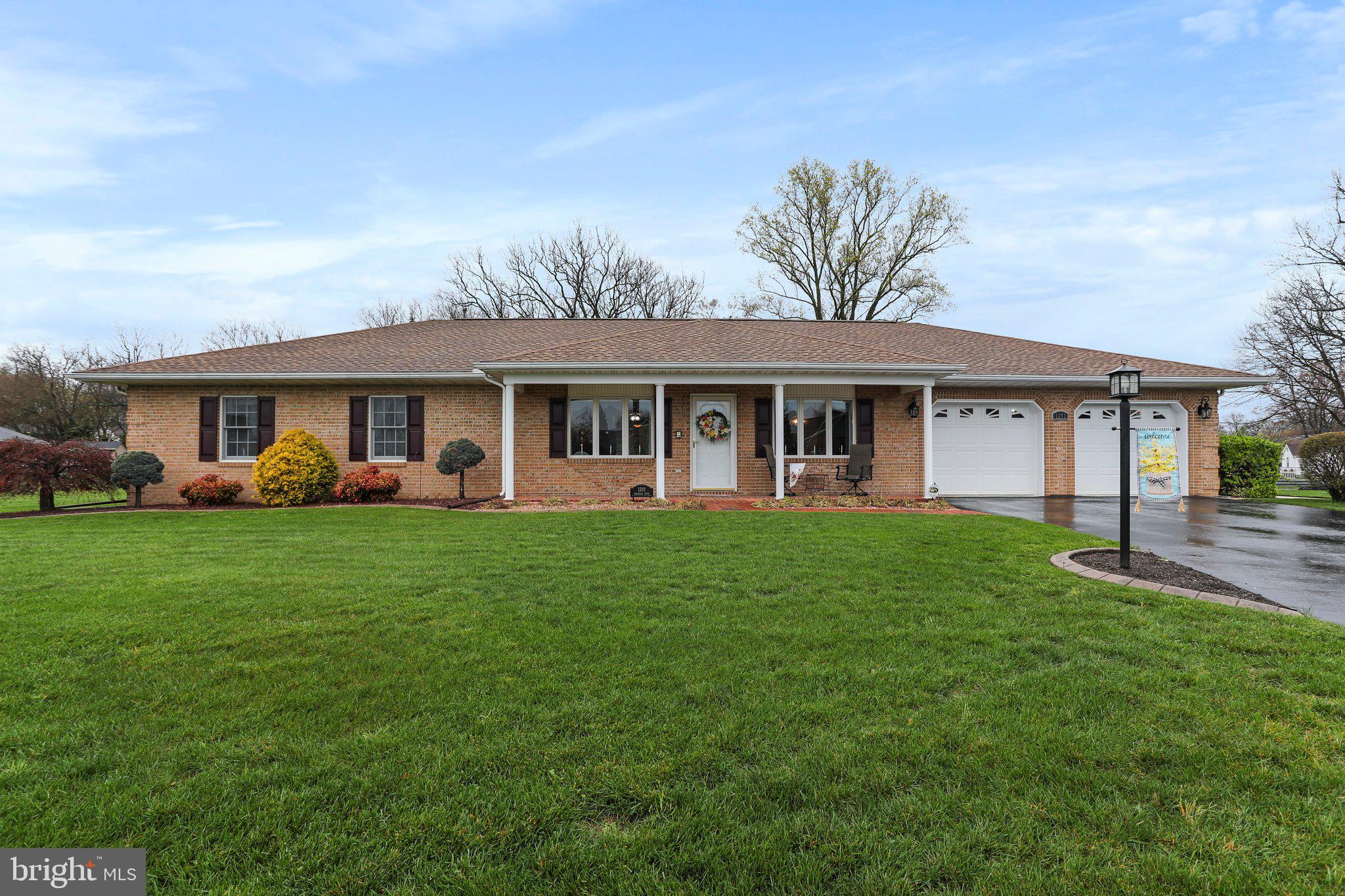 SOUTH POINTE - Residential