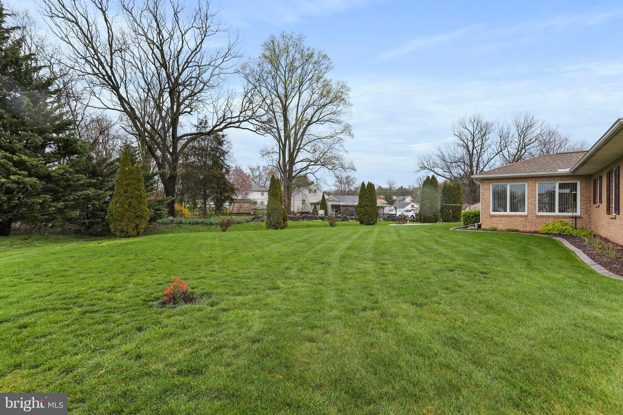 SOUTH POINTE - Residential