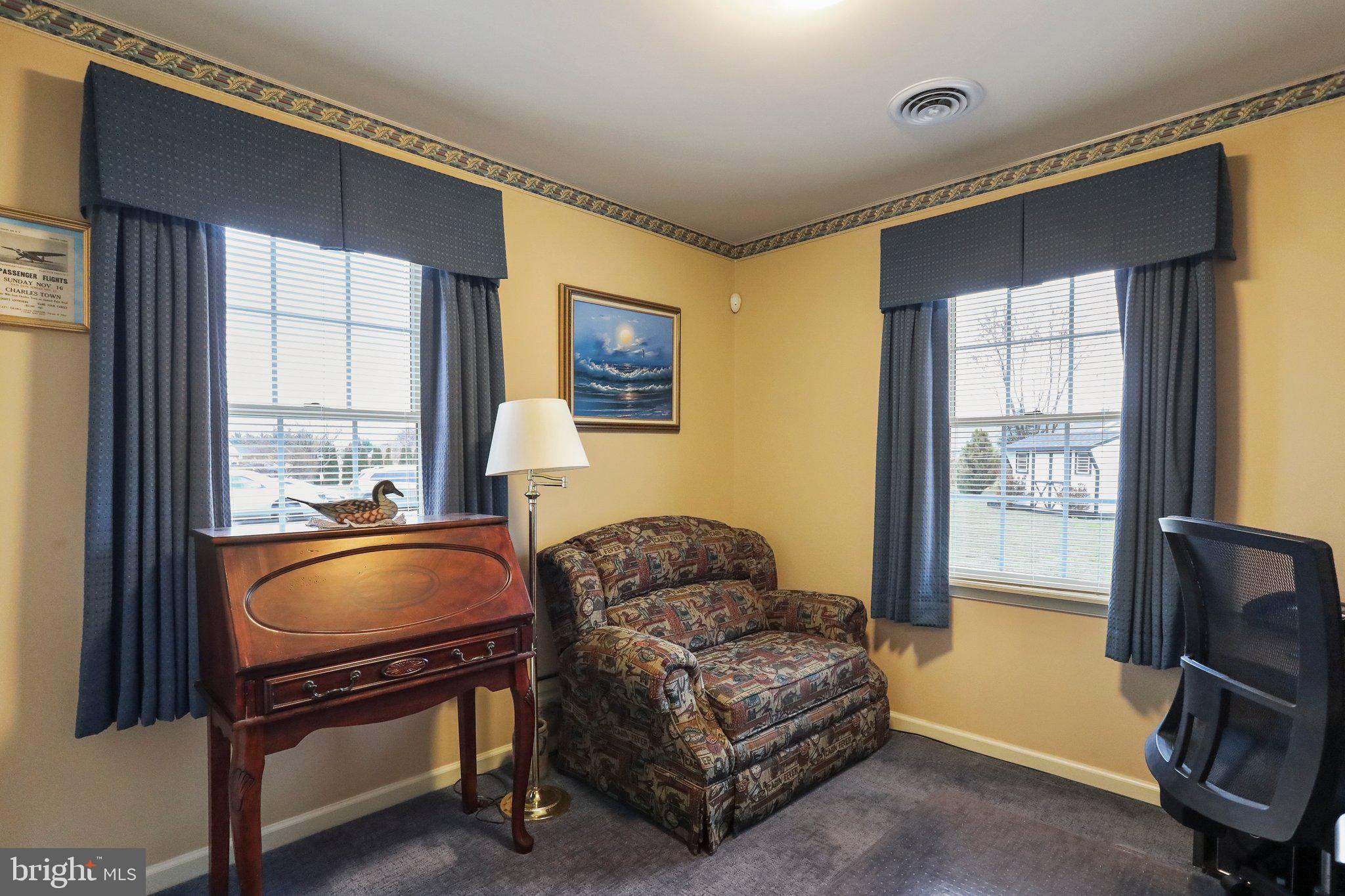 SOUTH POINTE - Residential