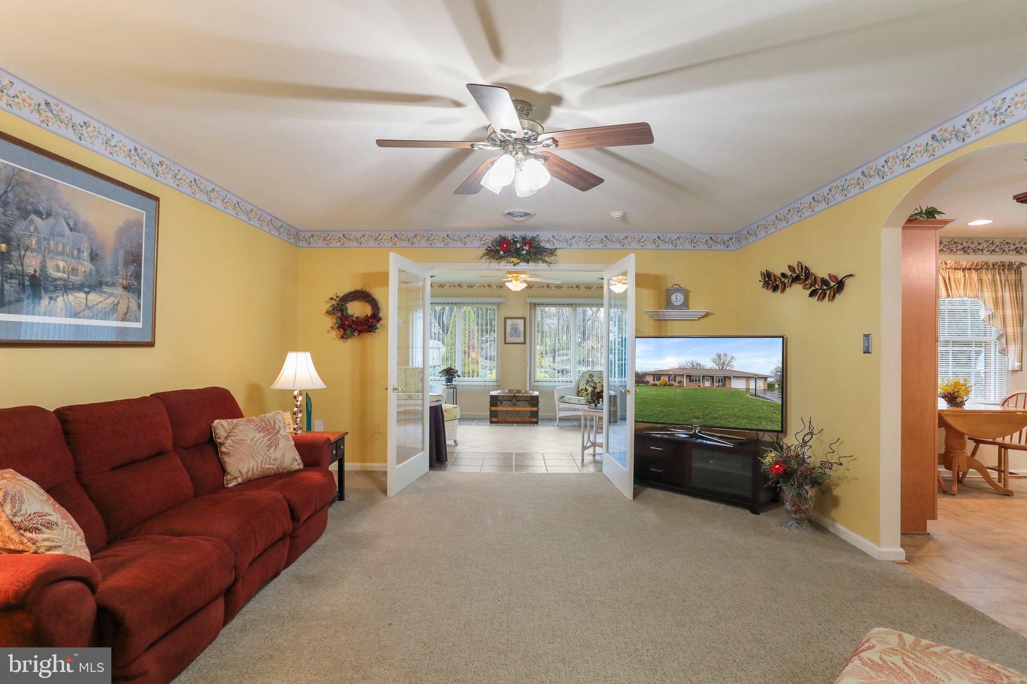 SOUTH POINTE - Residential