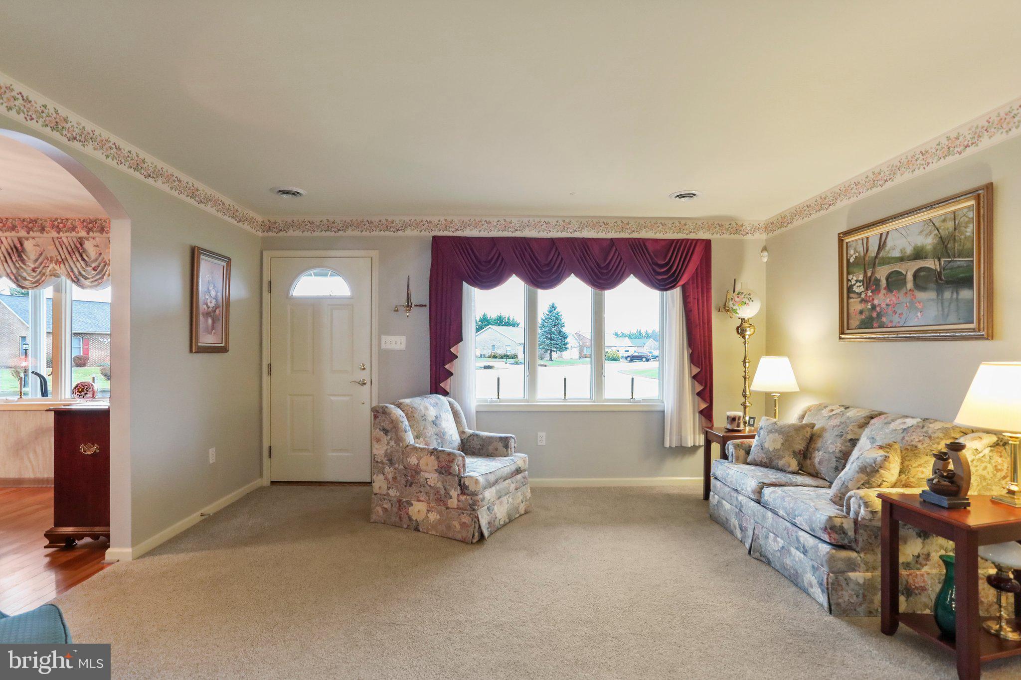 SOUTH POINTE - Residential