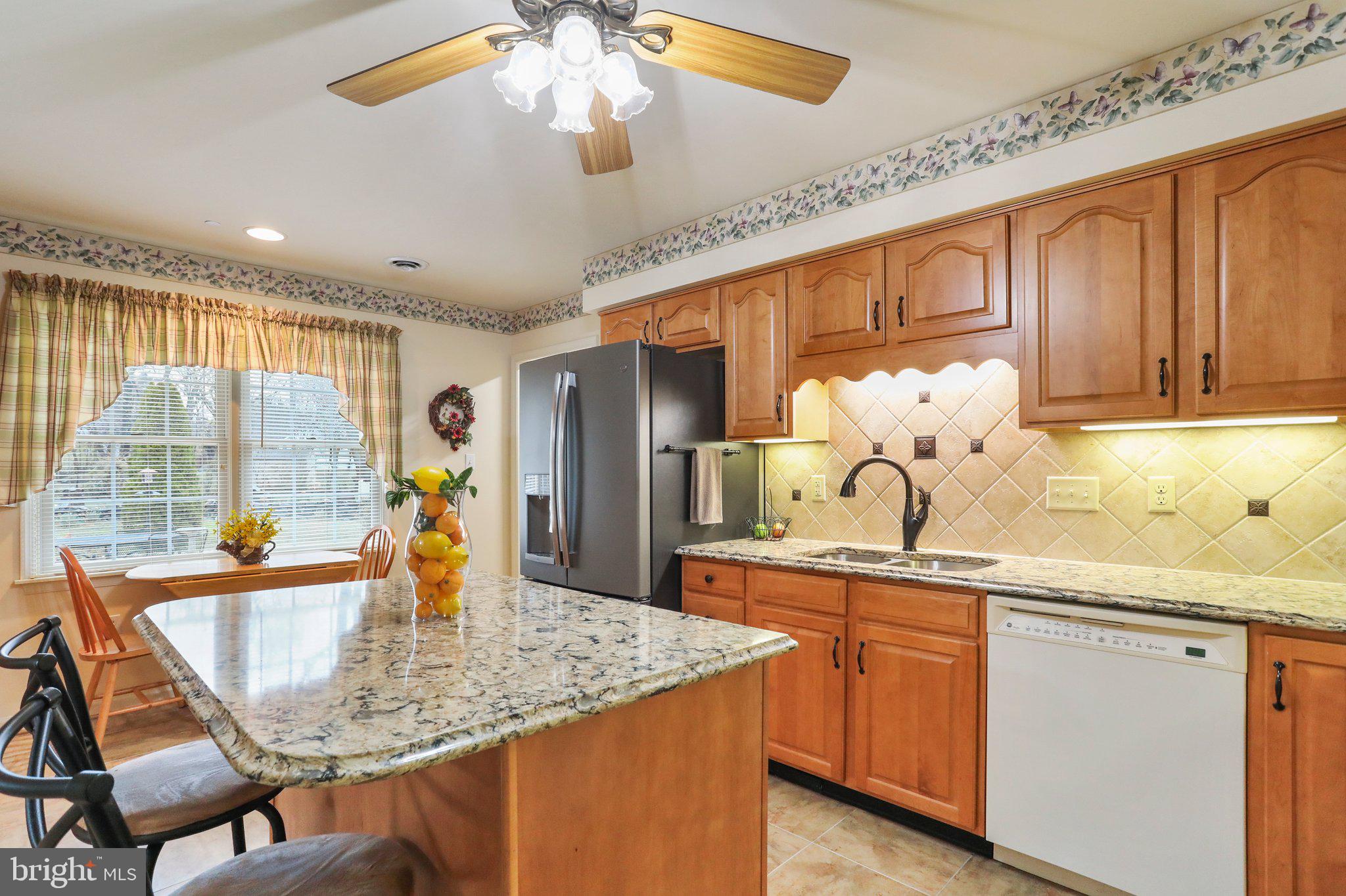 SOUTH POINTE - Residential