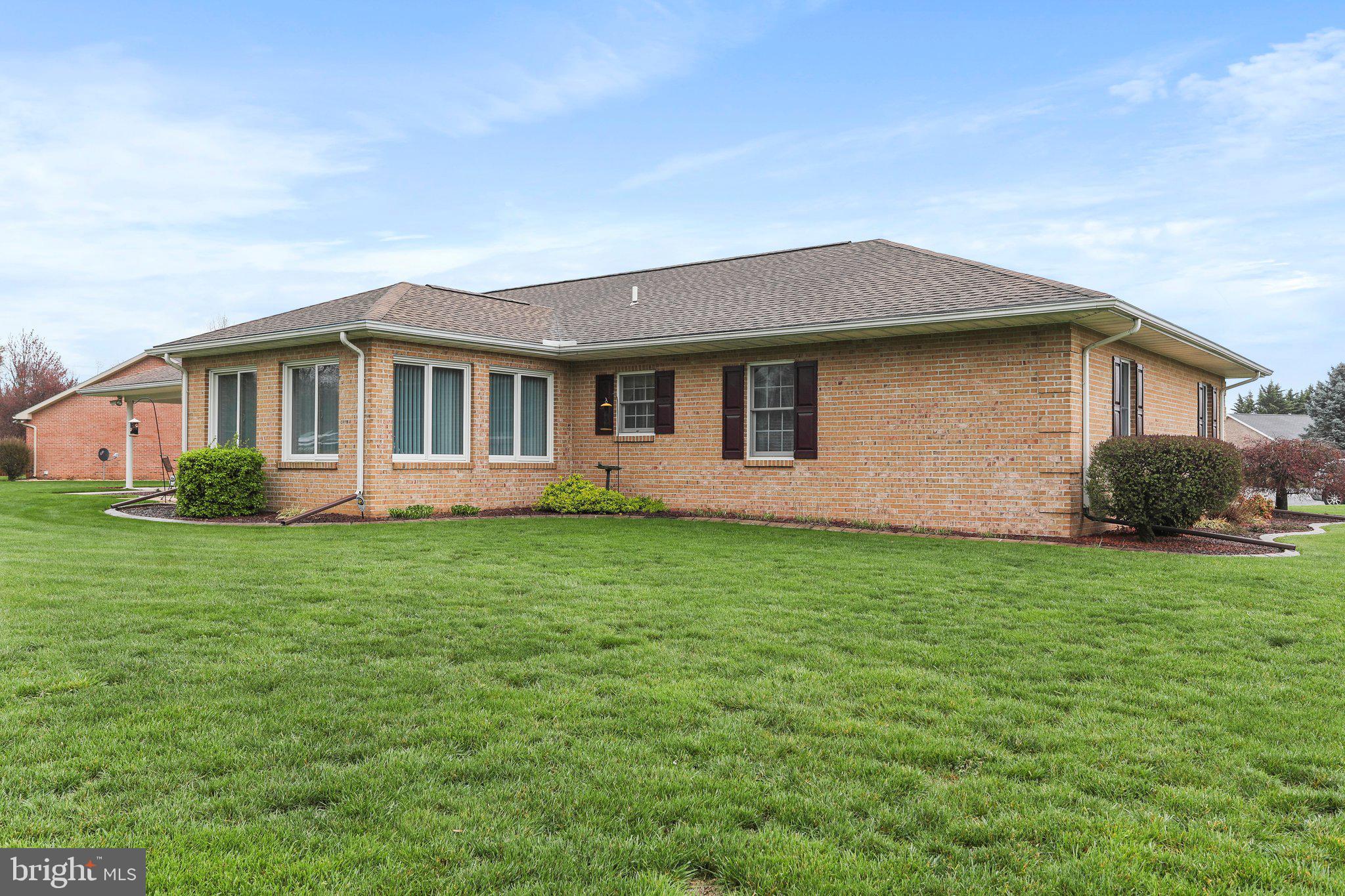 SOUTH POINTE - Residential