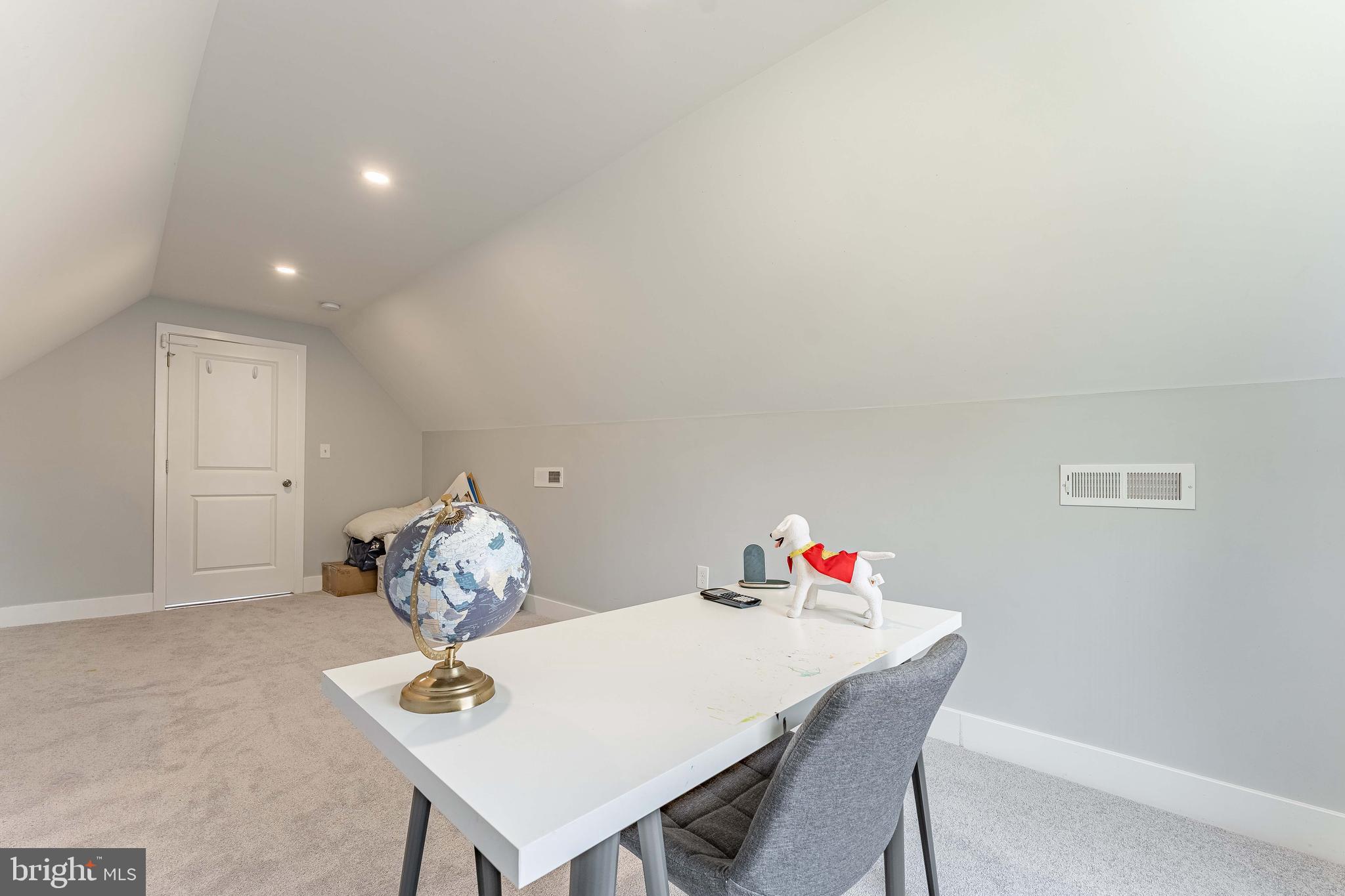 WYNNEWOOD VALLEY - Residential