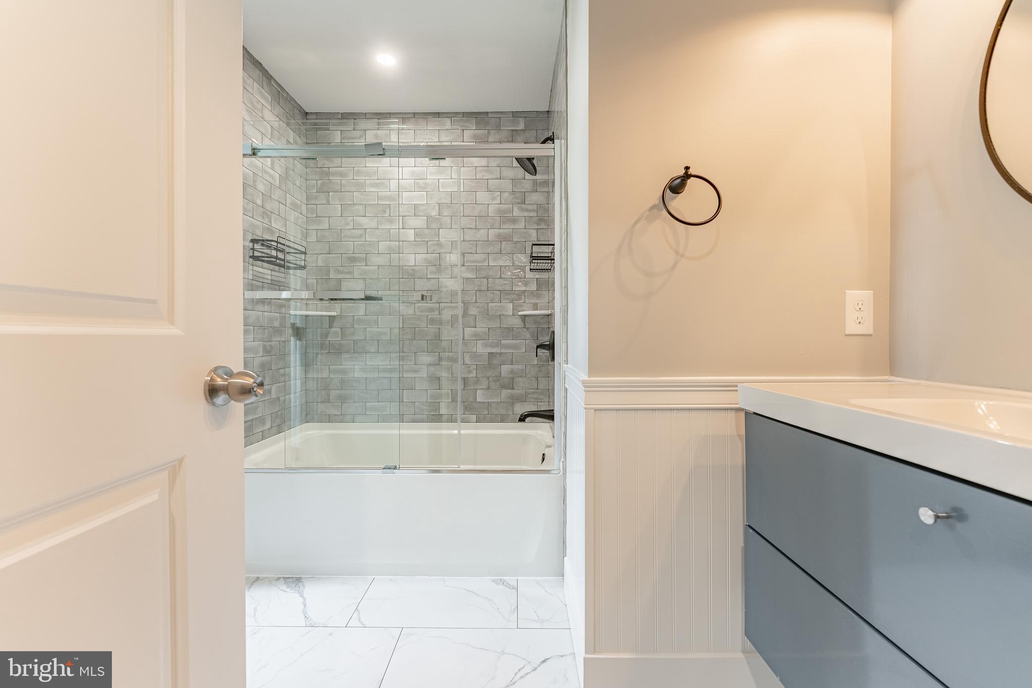 WYNNEWOOD VALLEY - Residential