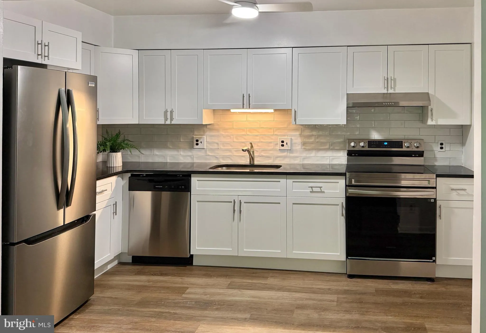 Claymont, Delaware 19703, United States, 2 Bedrooms Bedrooms, ,2 BathroomsBathrooms,Residential,Active,230327