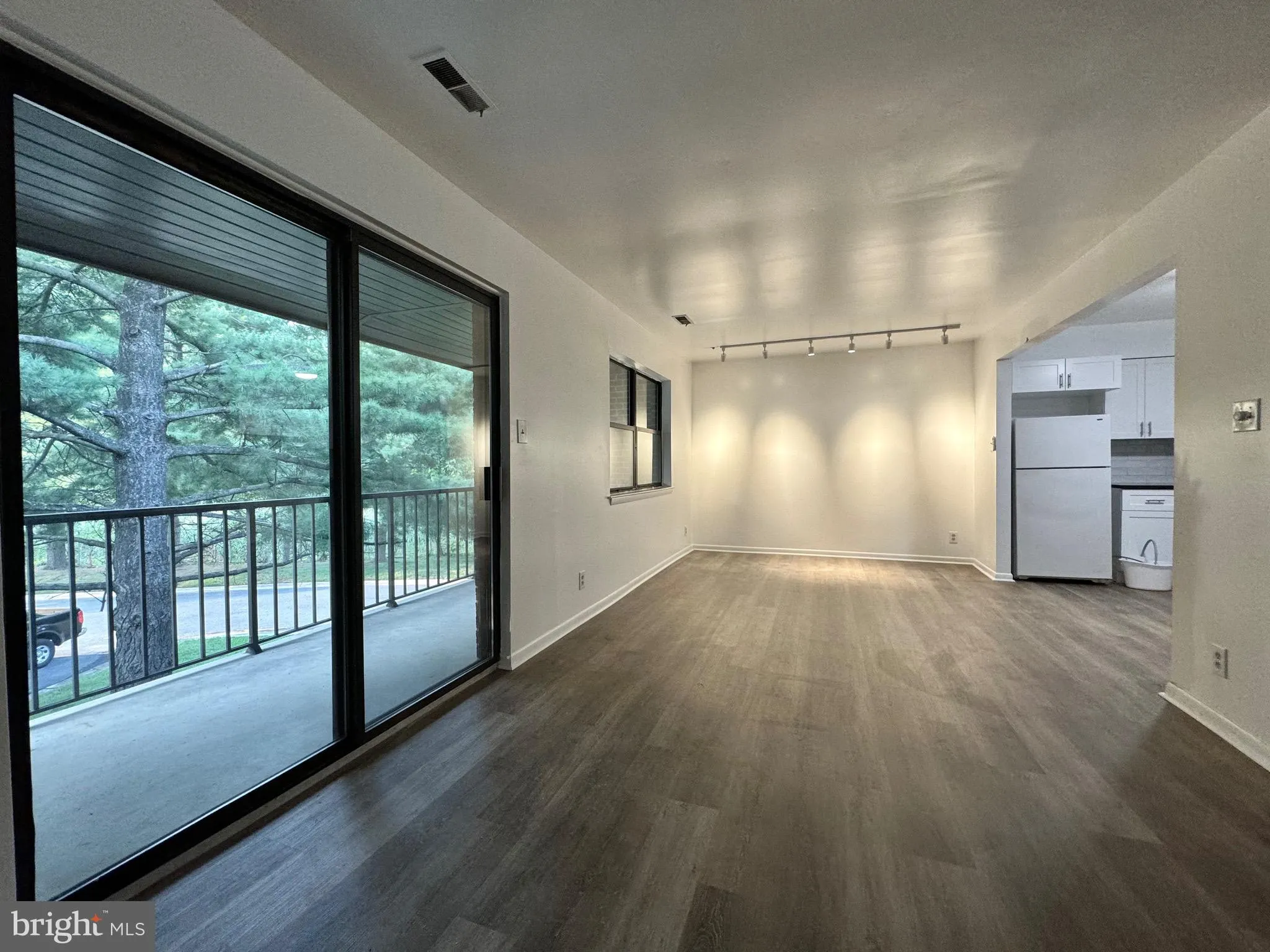 Claymont, Delaware 19703, United States, 2 Bedrooms Bedrooms, ,2 BathroomsBathrooms,Residential,Active,230327