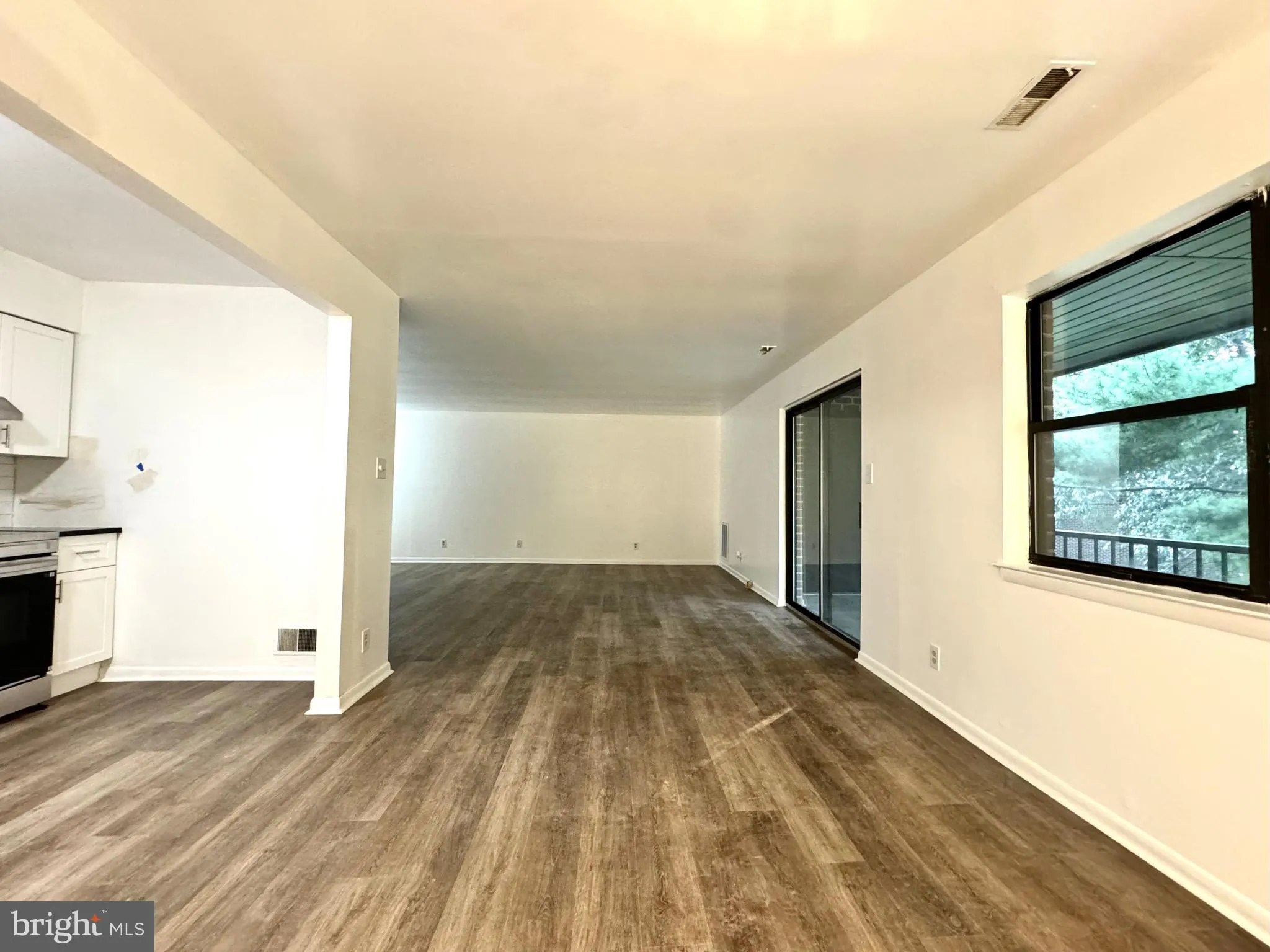 Claymont, Delaware 19703, United States, 2 Bedrooms Bedrooms, ,2 BathroomsBathrooms,Residential,Active,230327