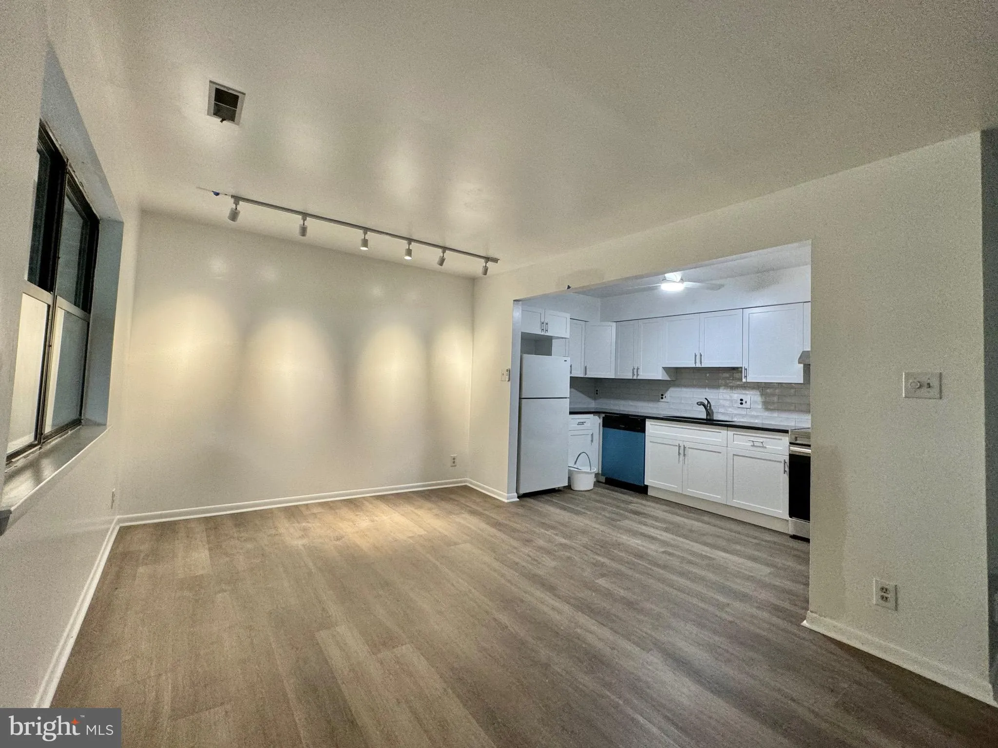 Claymont, Delaware 19703, United States, 2 Bedrooms Bedrooms, ,2 BathroomsBathrooms,Residential,Active,230327