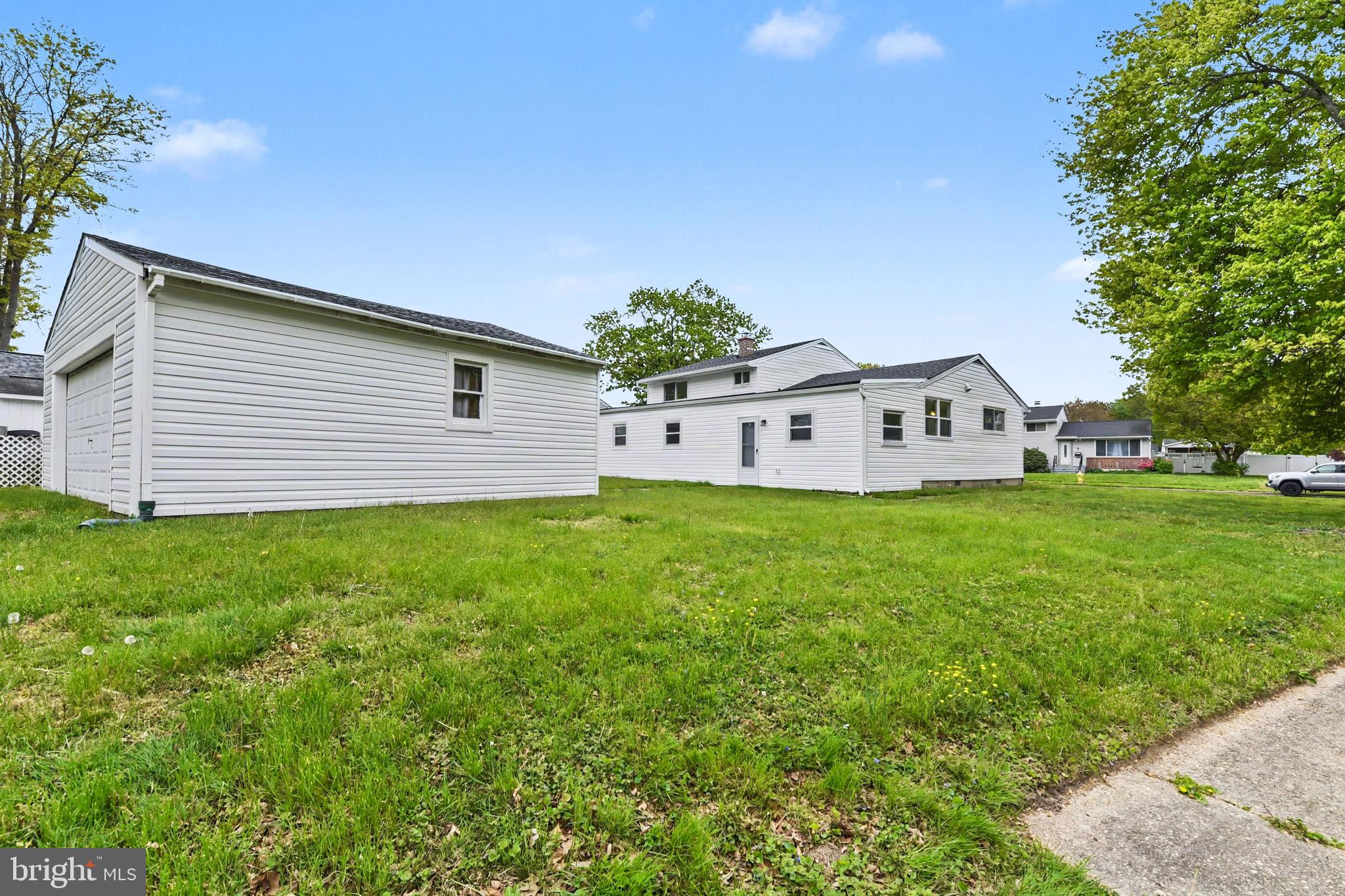 ABERDEEN HILLS - Residential