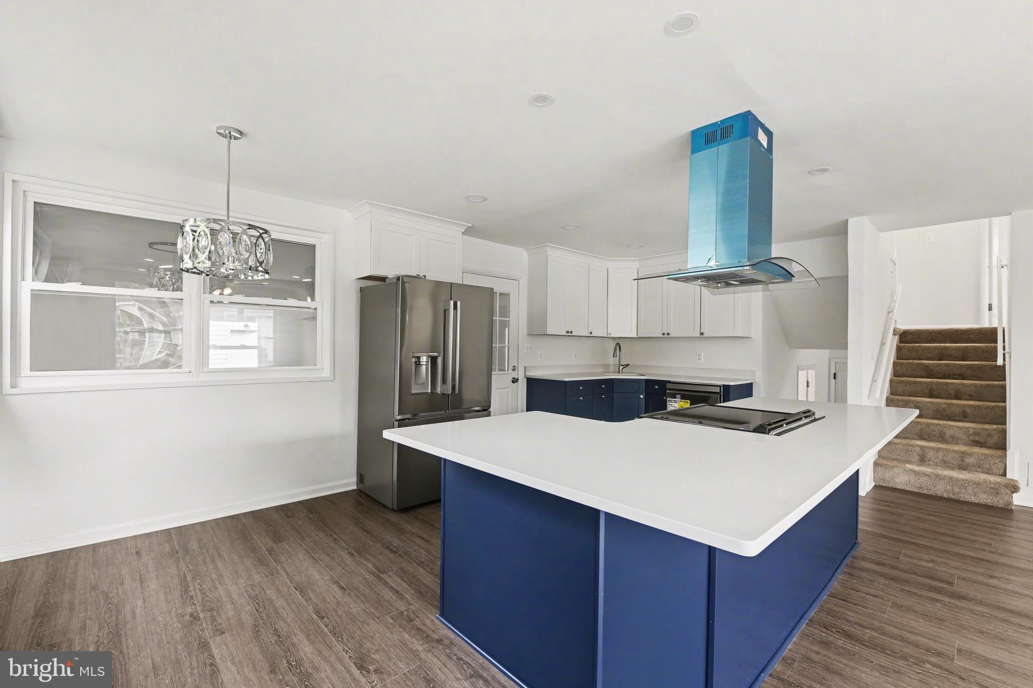 ABERDEEN HILLS - Residential