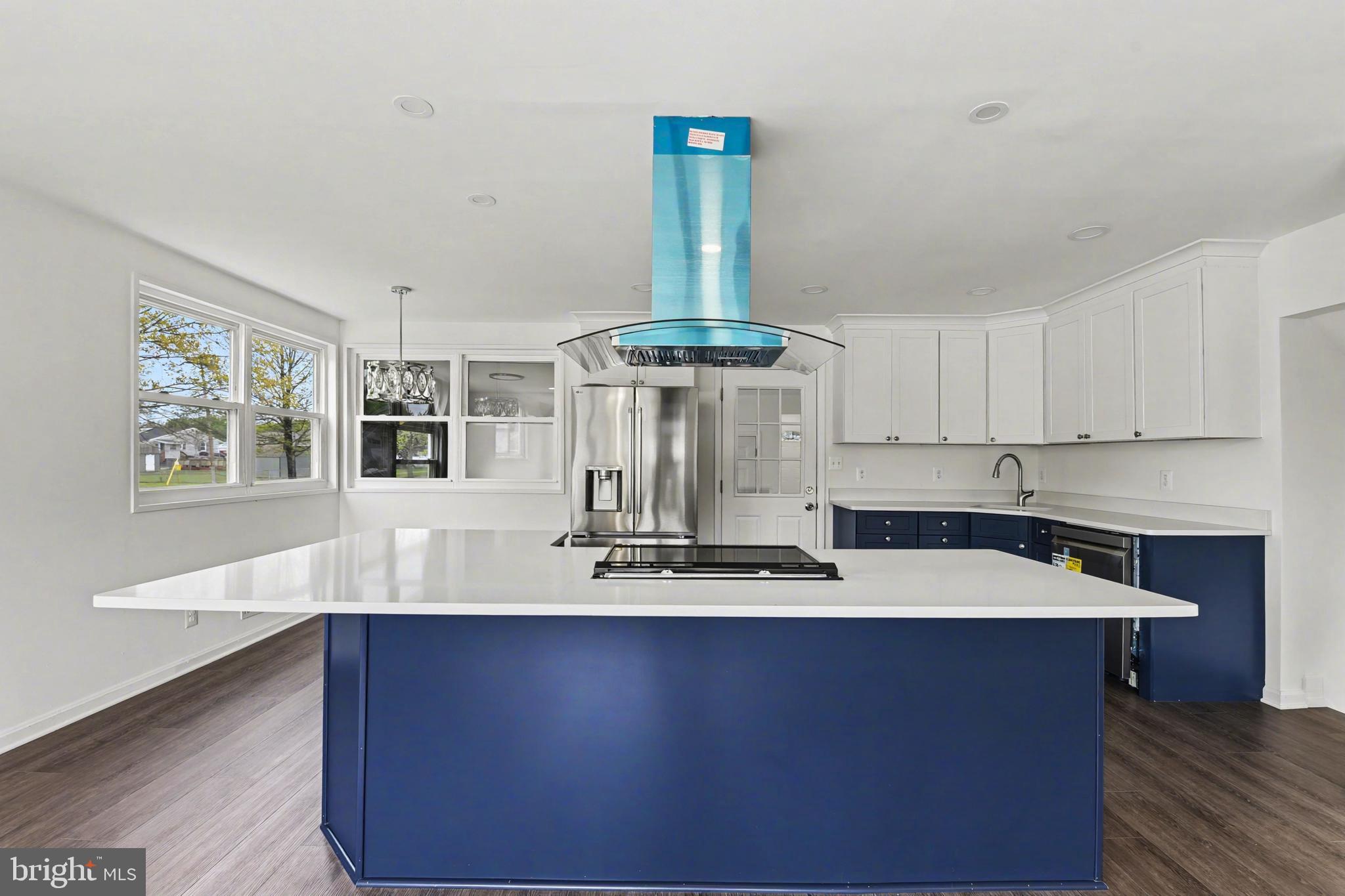 ABERDEEN HILLS - Residential