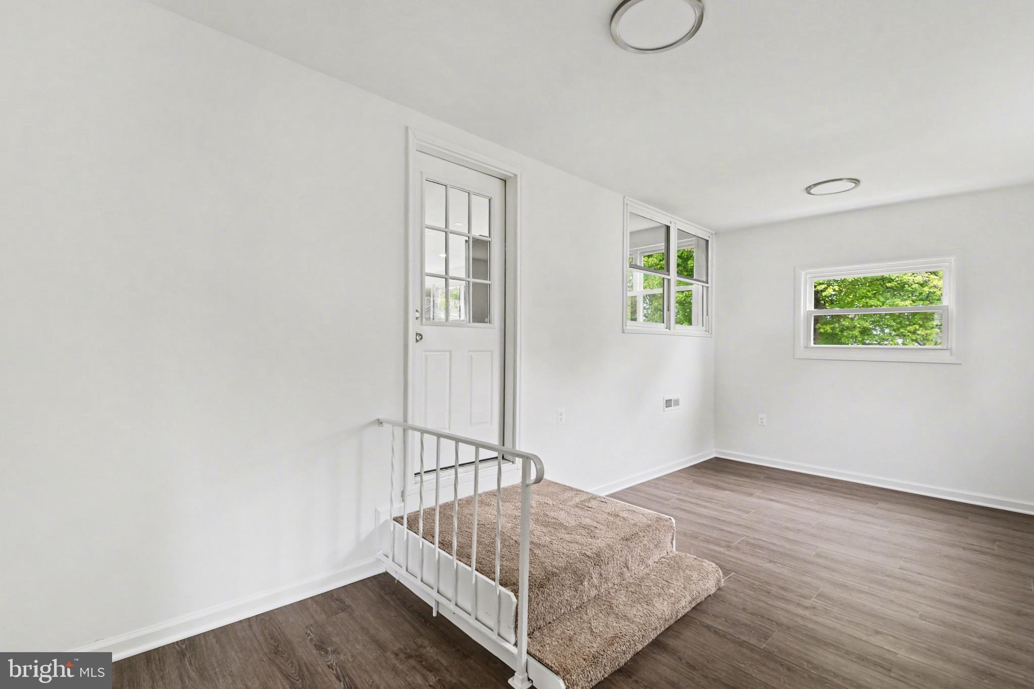 ABERDEEN HILLS - Residential