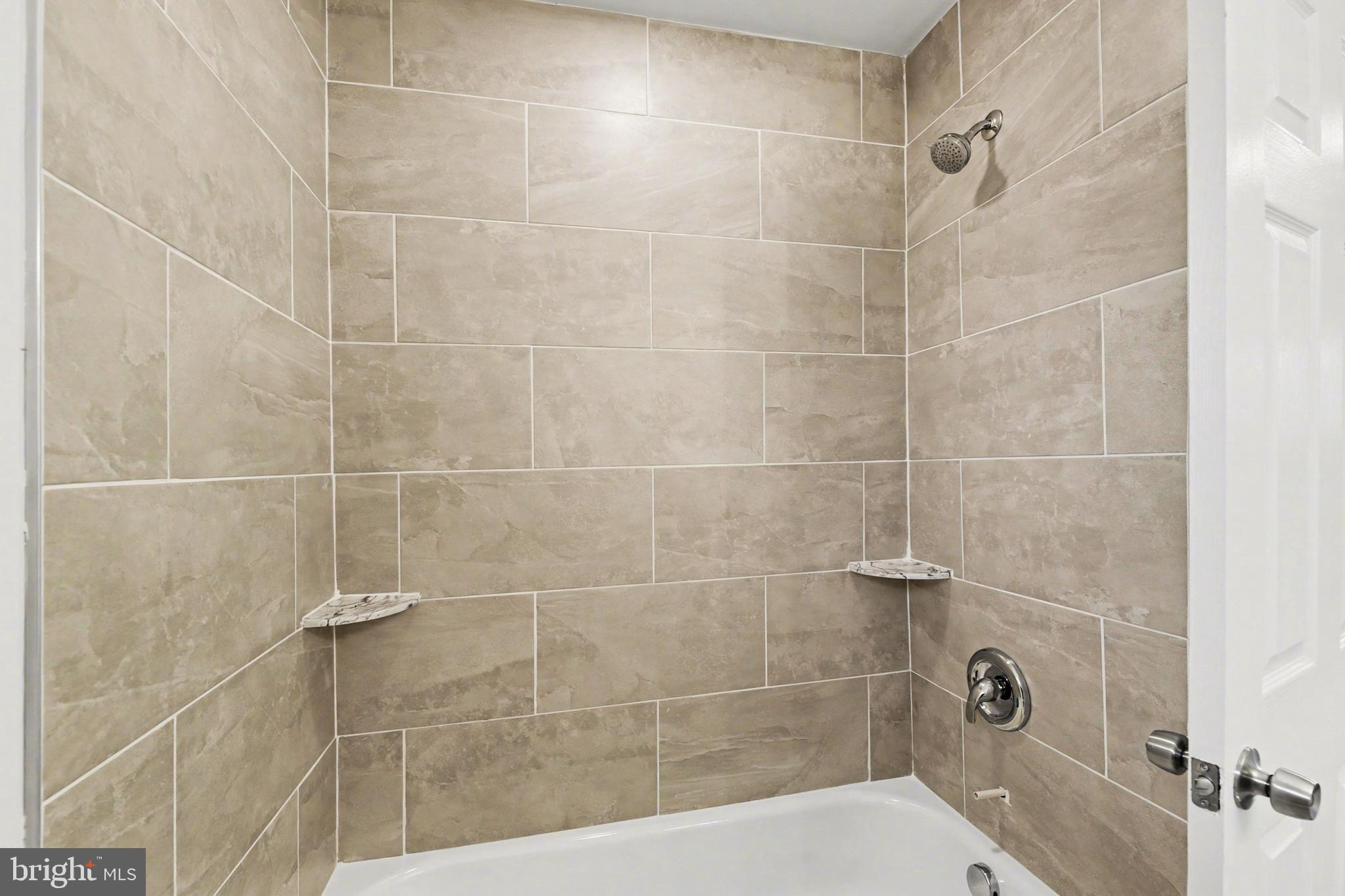 ABERDEEN HILLS - Residential