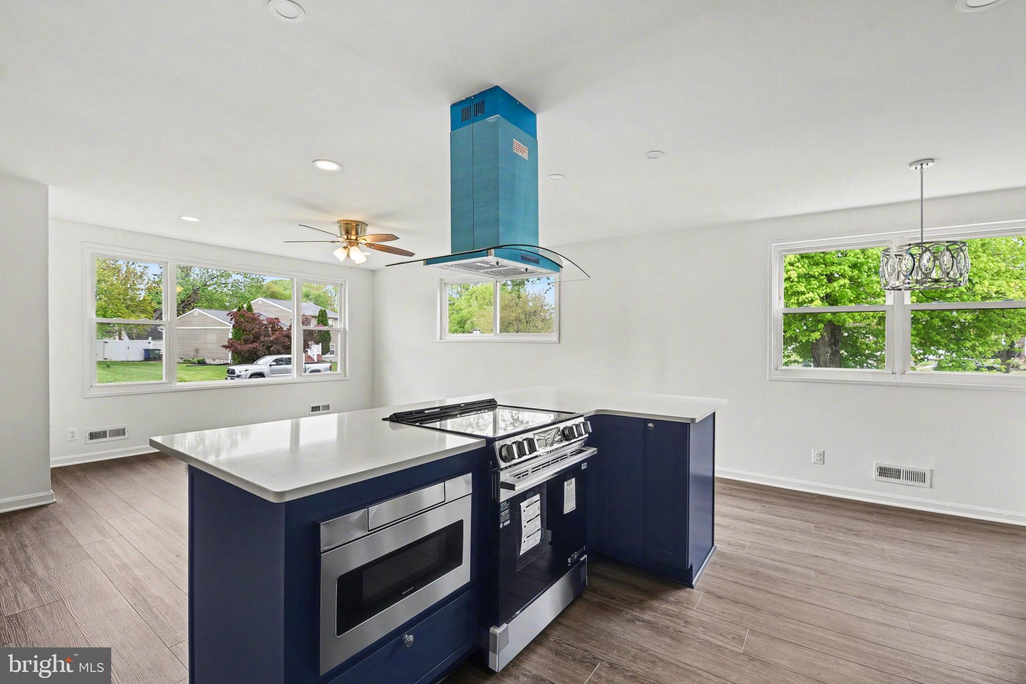 ABERDEEN HILLS - Residential