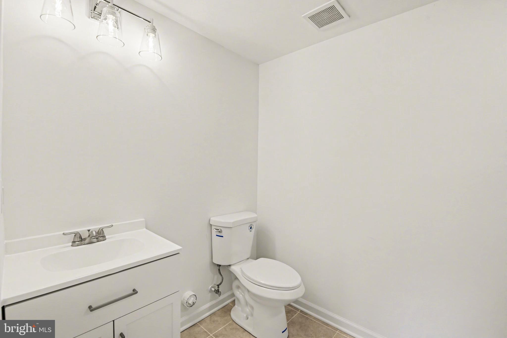 ABERDEEN HILLS - Residential