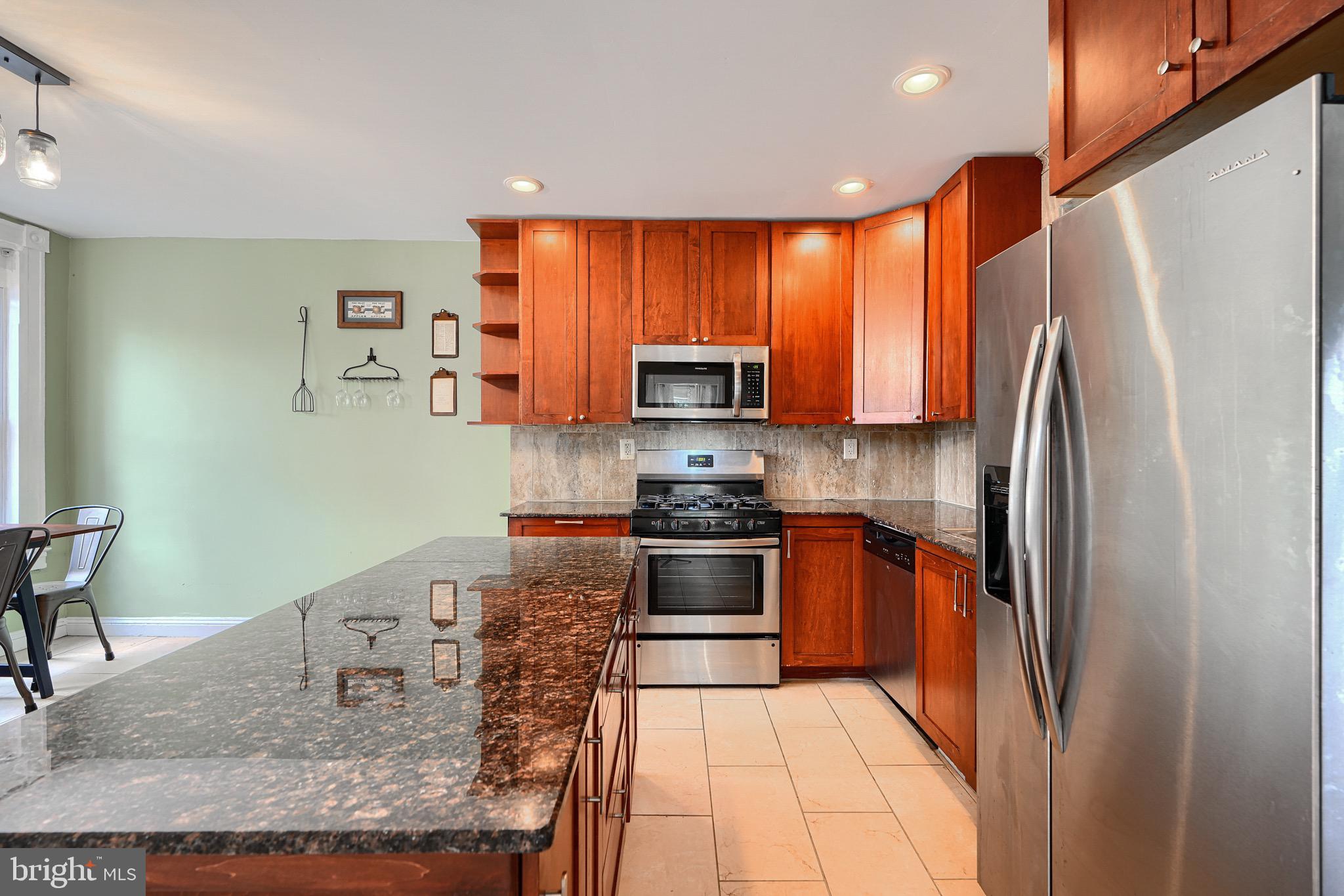 WAVERLY - Residential Lease
