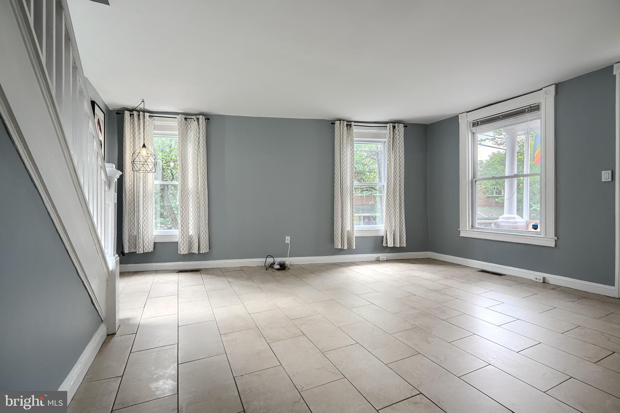 WAVERLY - Residential Lease