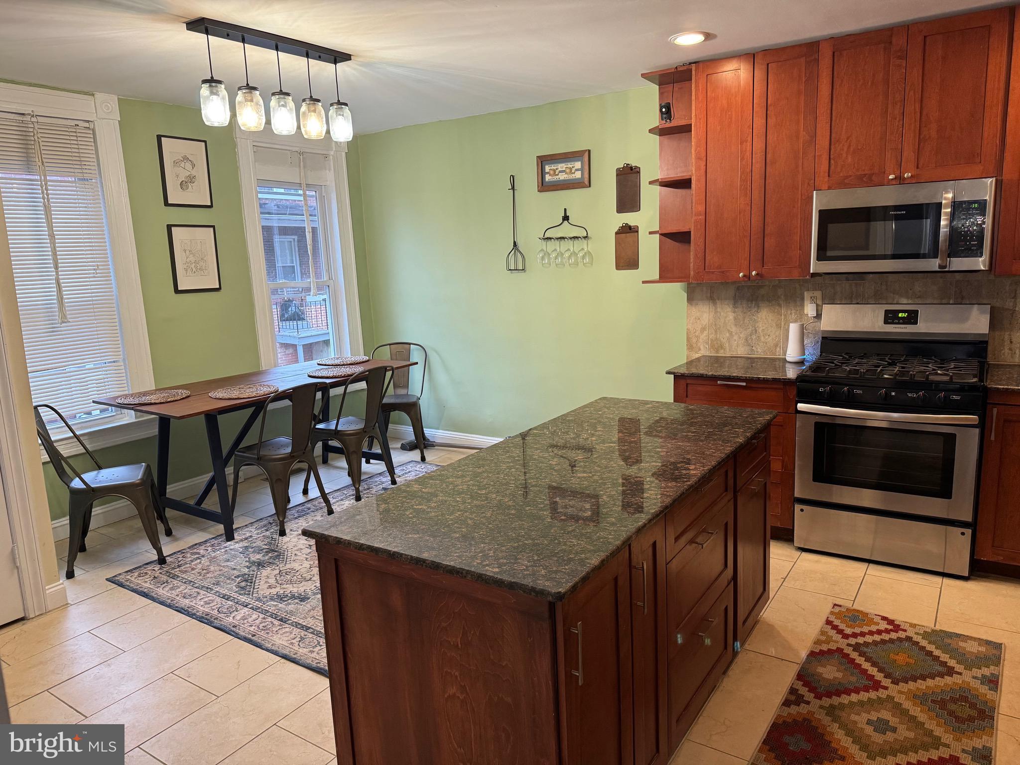 WAVERLY - Residential Lease