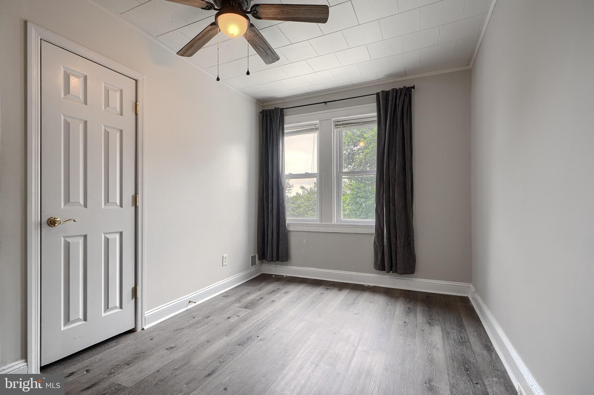 WAVERLY - Residential Lease