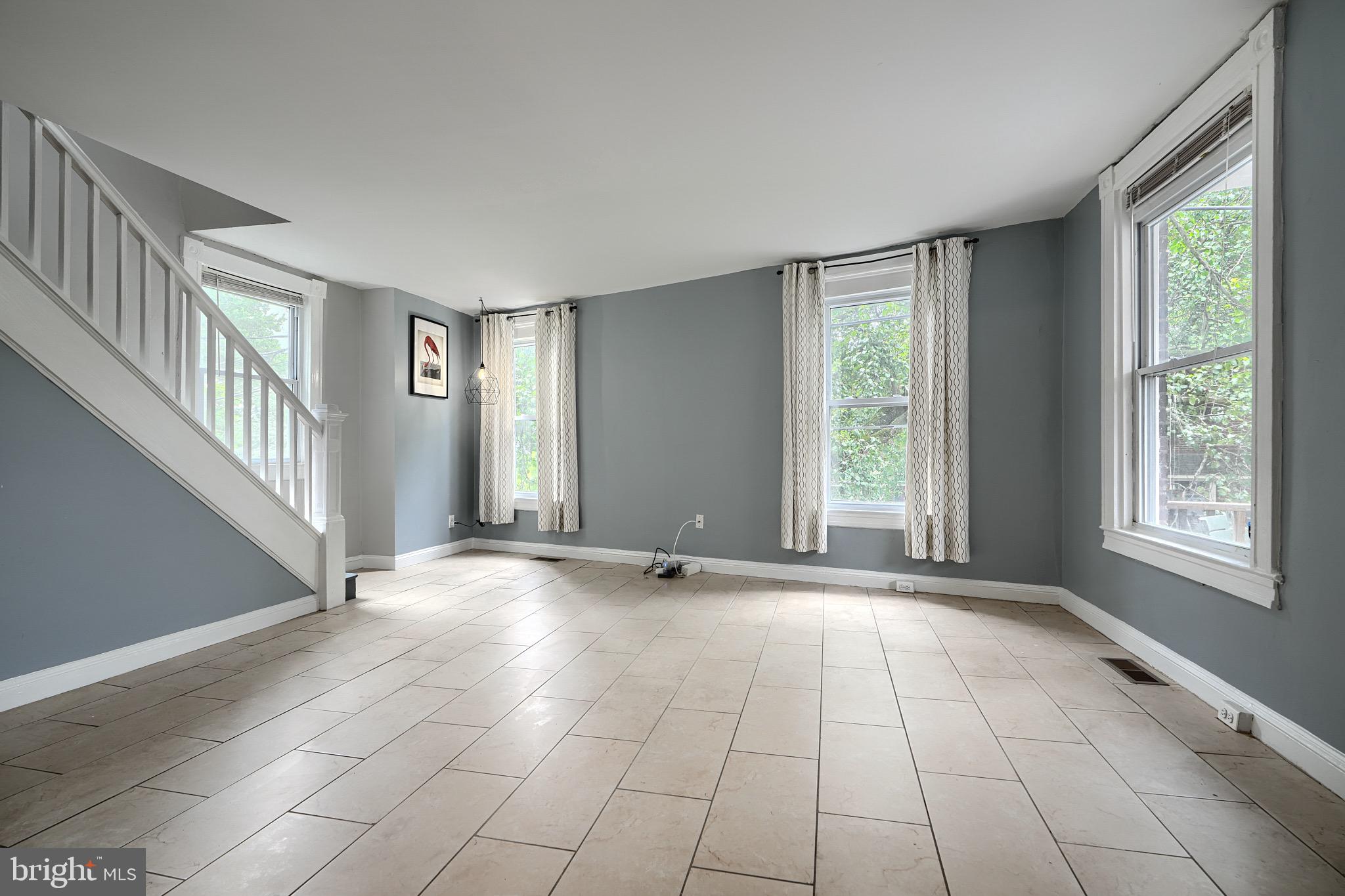 WAVERLY - Residential Lease